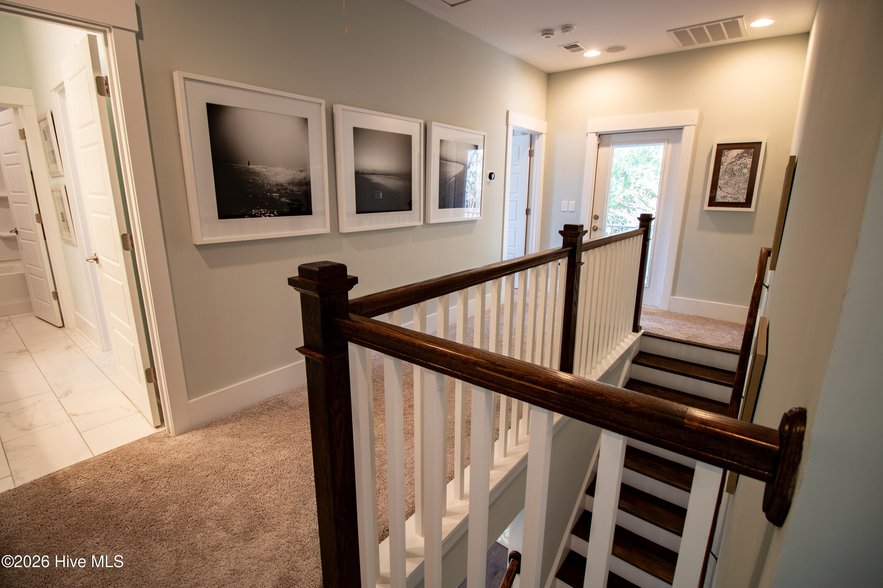 100552497 | Photo 34