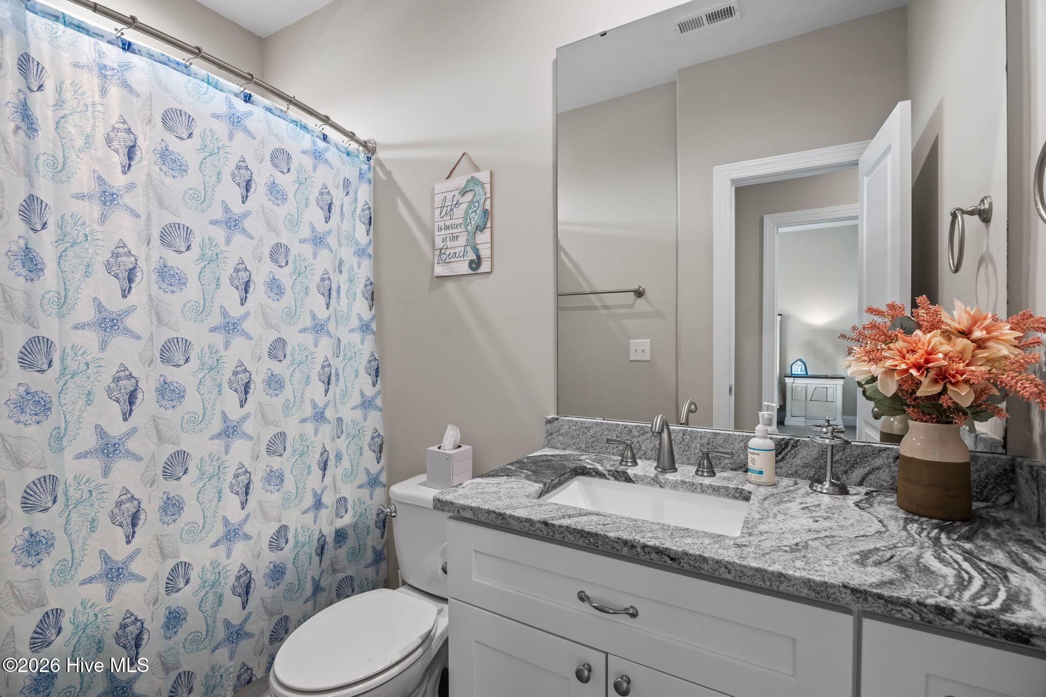 100565751 | Photo 48