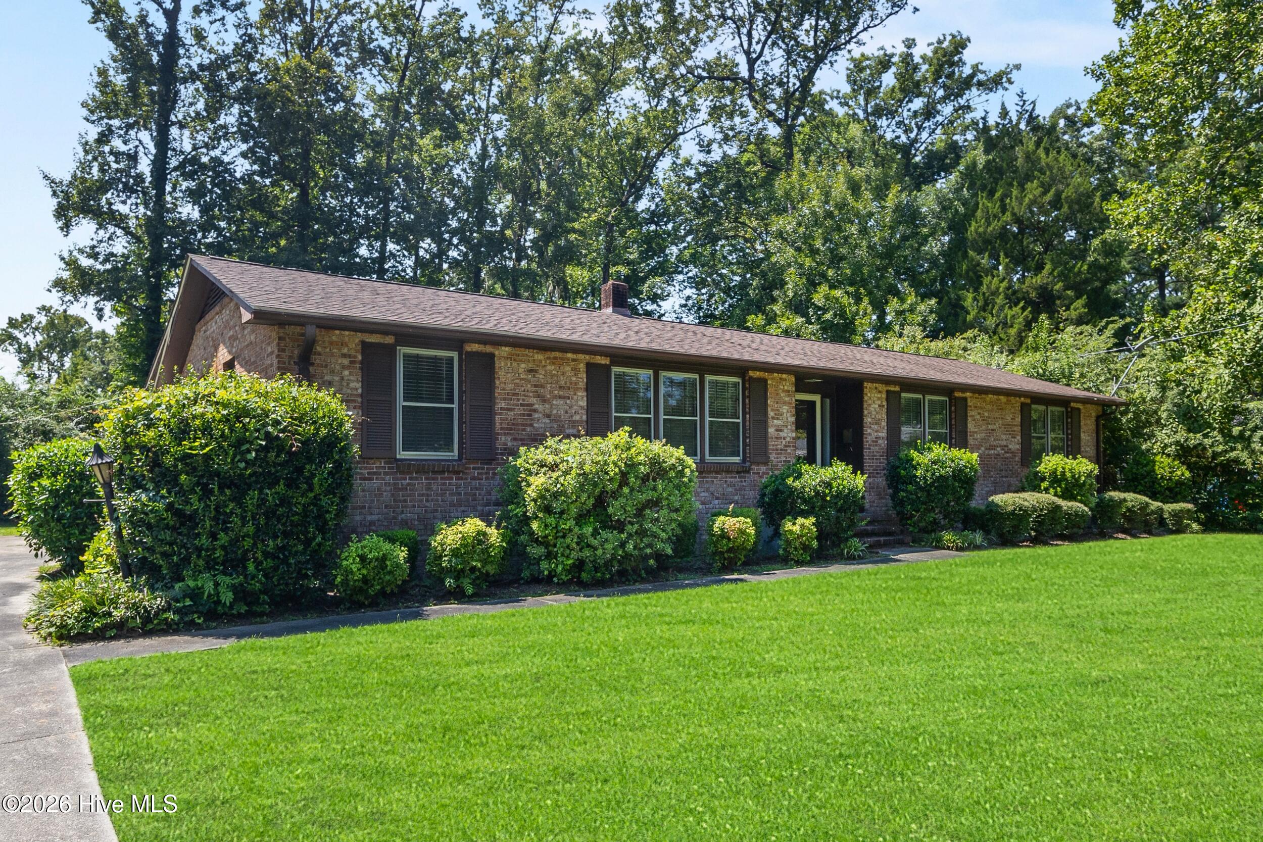 5 Forest Court,Jacksonville