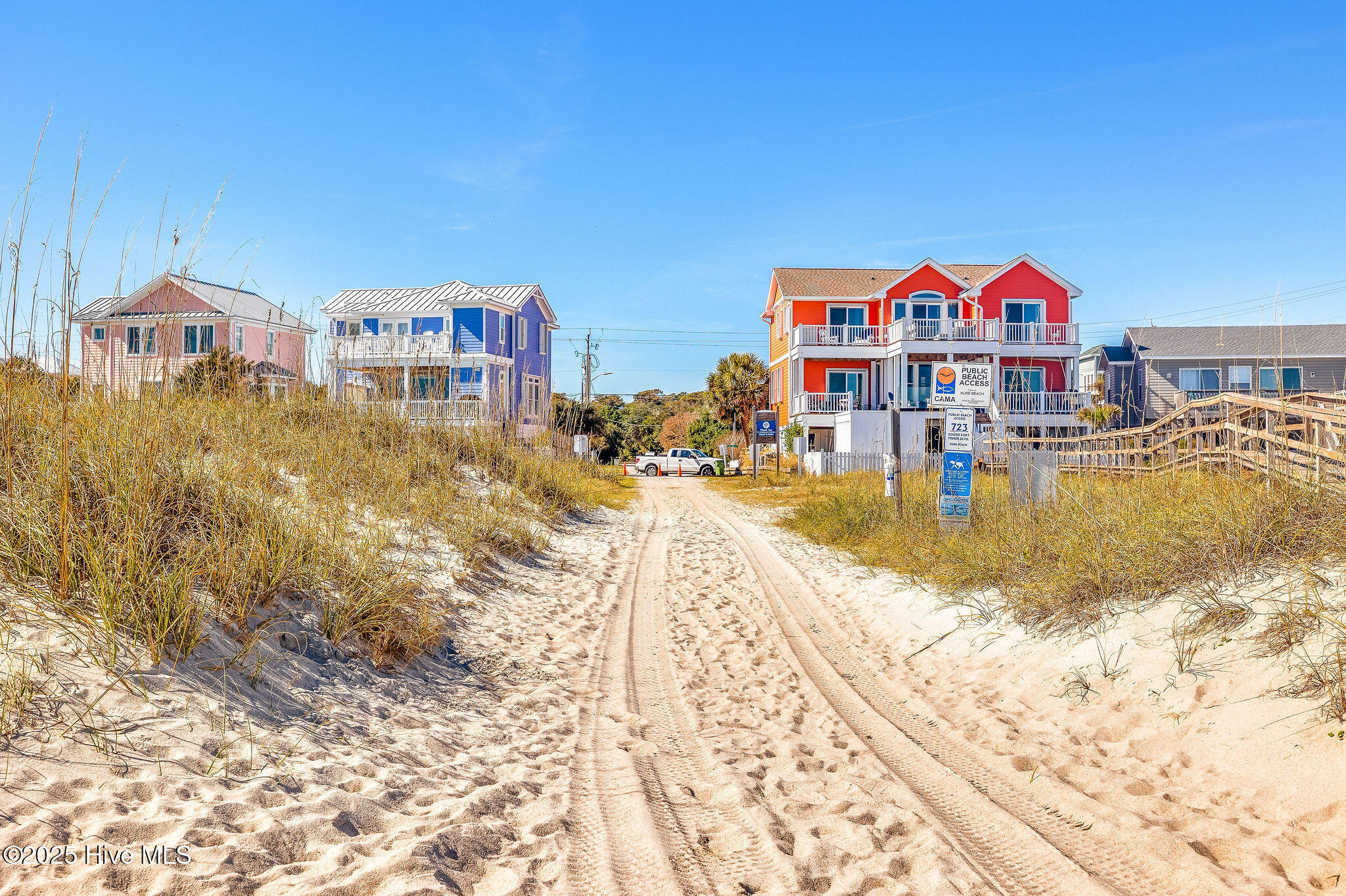 100540097 | Photo 65