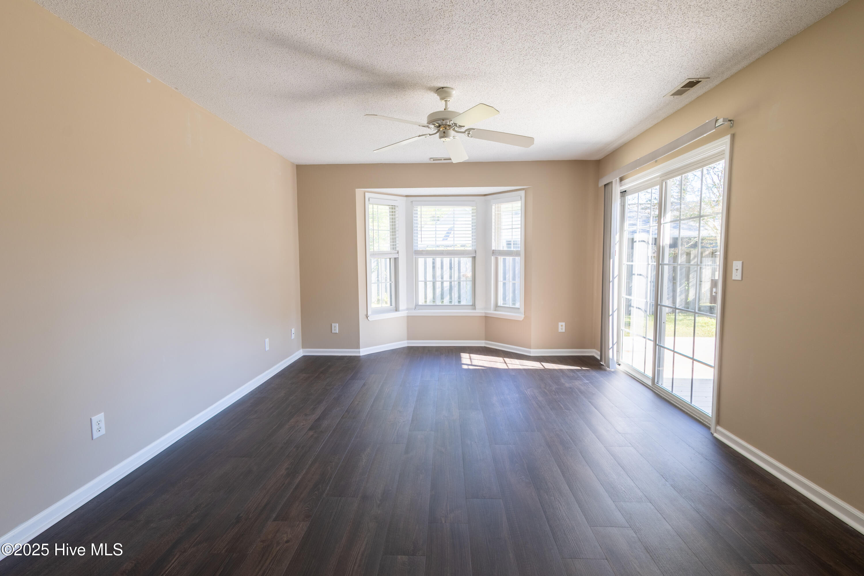 86 Dogwood Court SW, Calabash, NC 28467 – photo 20: 3Q2A9091-HDR