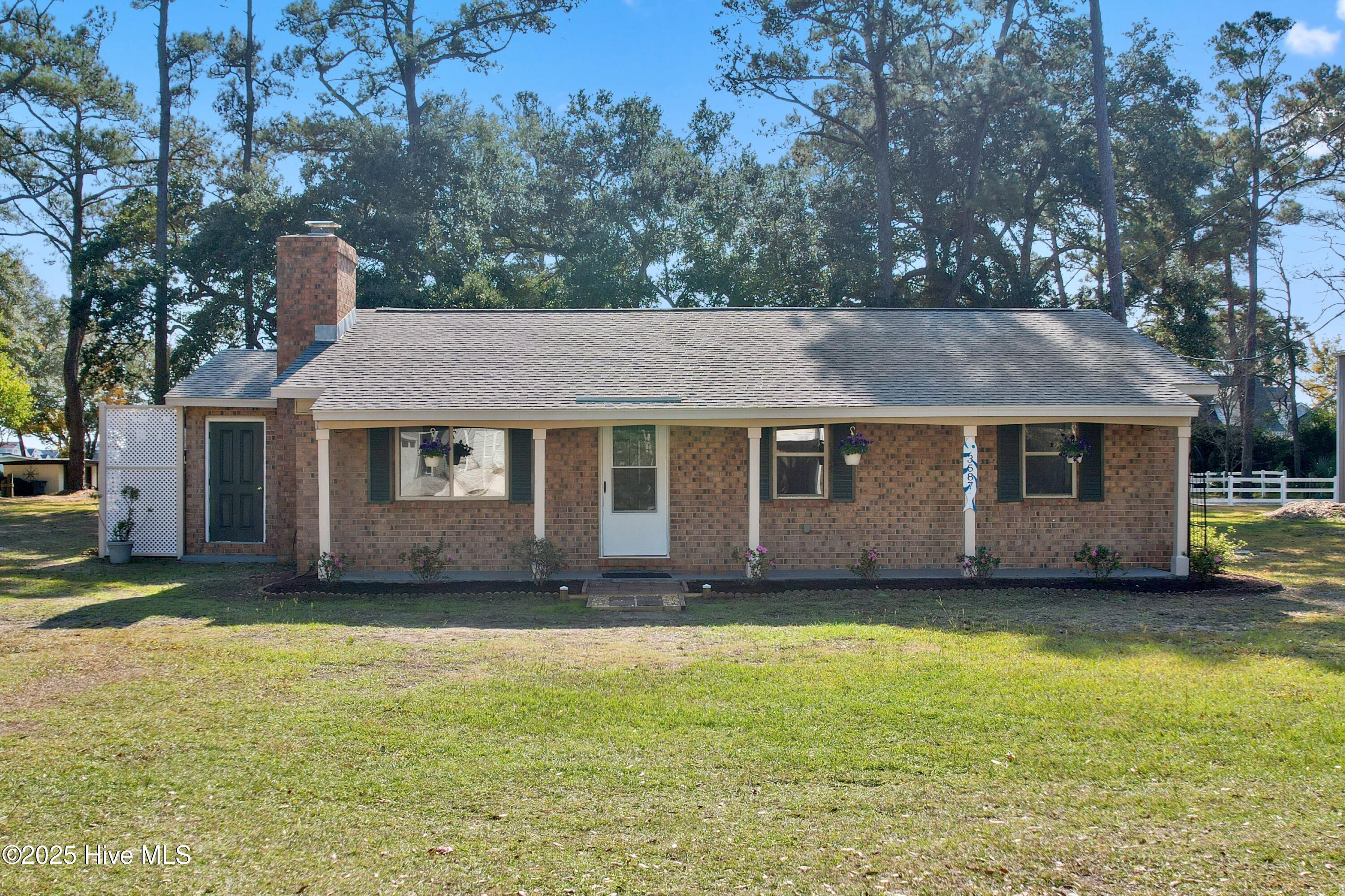 Homes for sale in Supply, NC | 3587 Windy Point Rd Sw, Supply, NC 28462 | MLS# 100542544