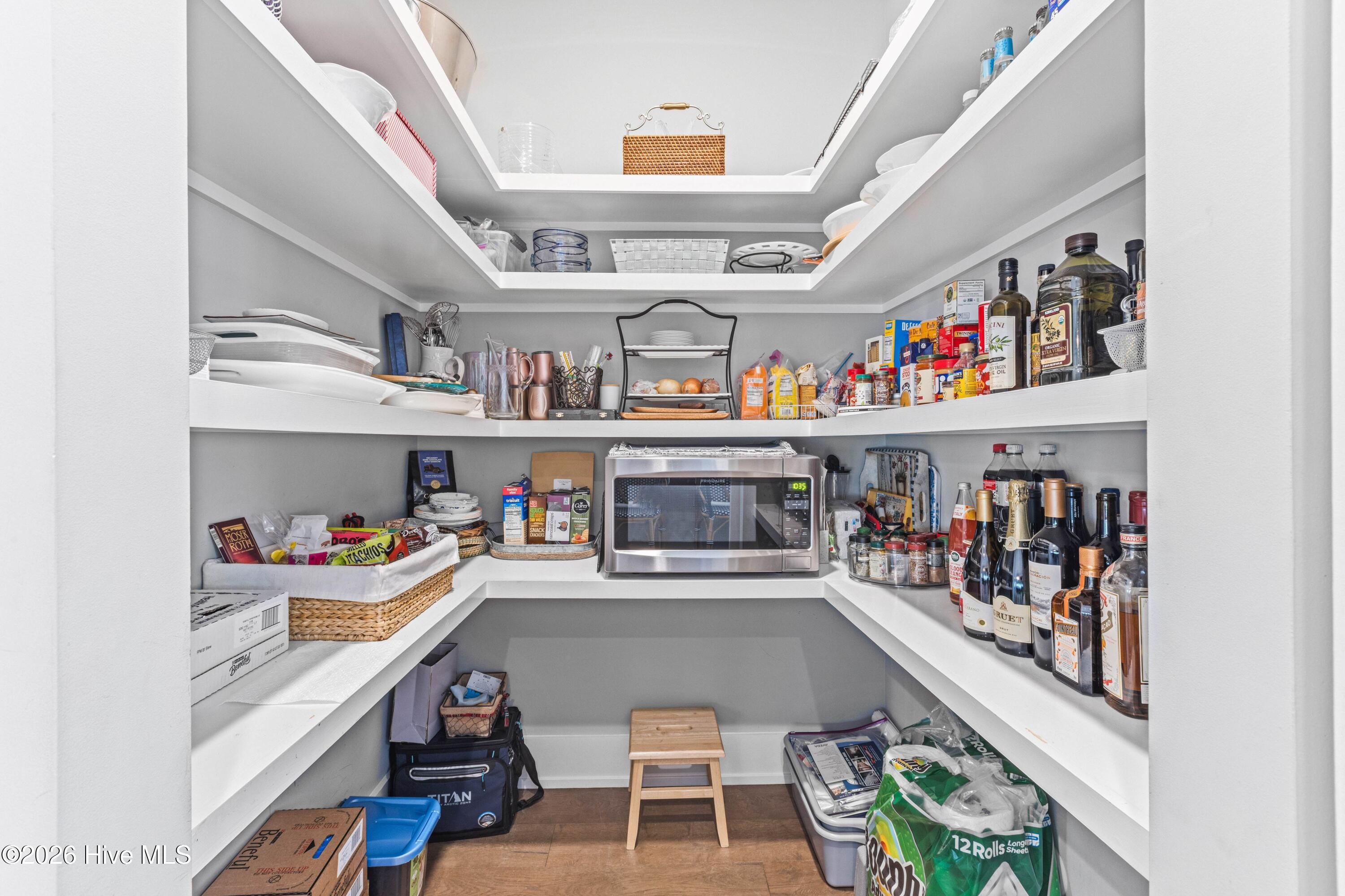 100556500 | Photo 16