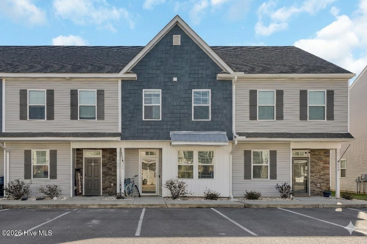 100556356 | Photo 40