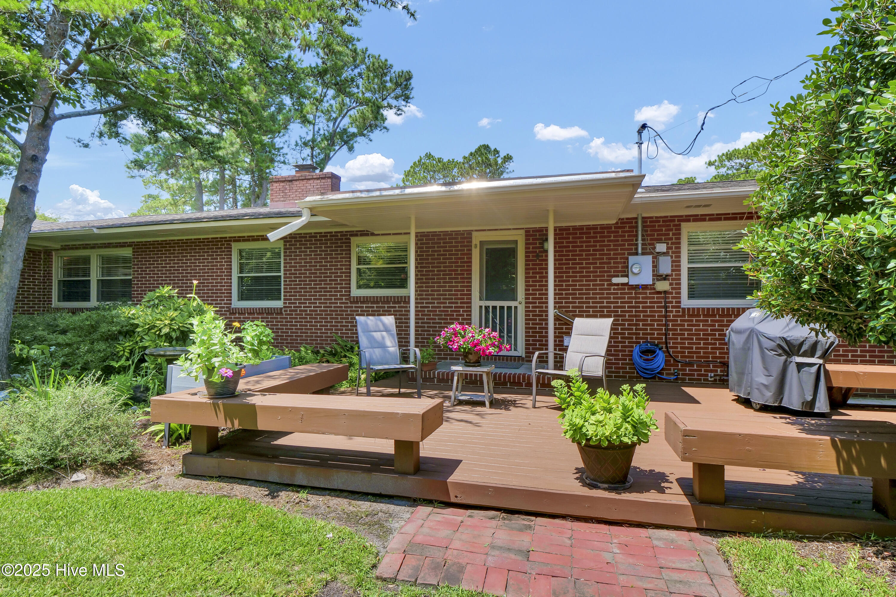 100522690 | Photo 42