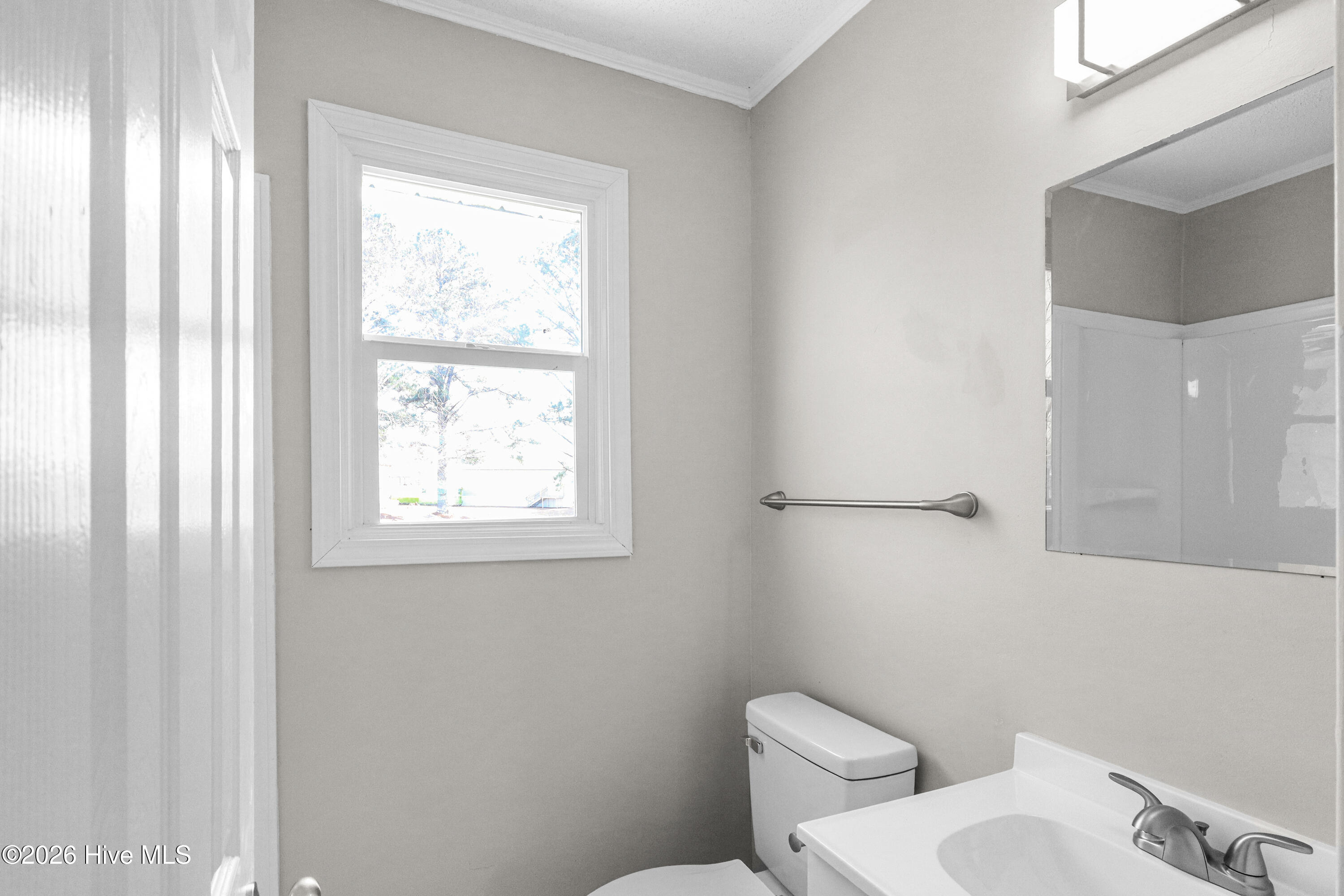 100558793 | Photo 22