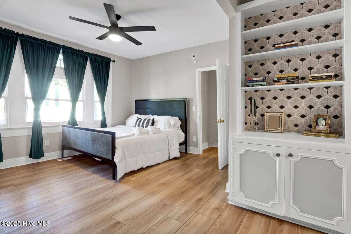 100542130 | Photo 15