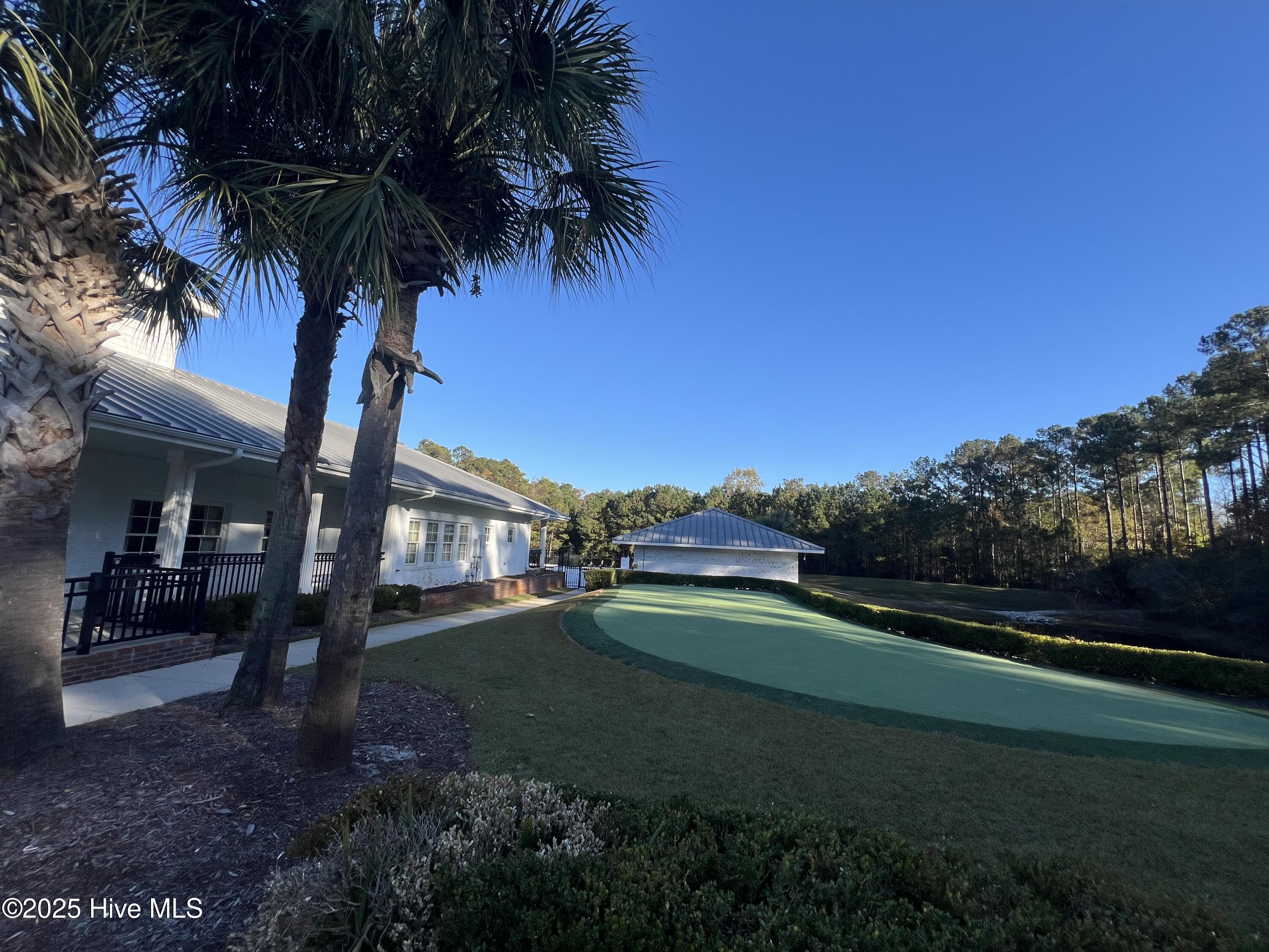 100524627 | Photo 38