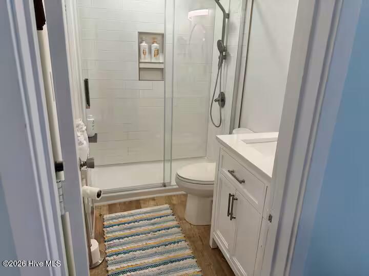 100570221 | Photo 19