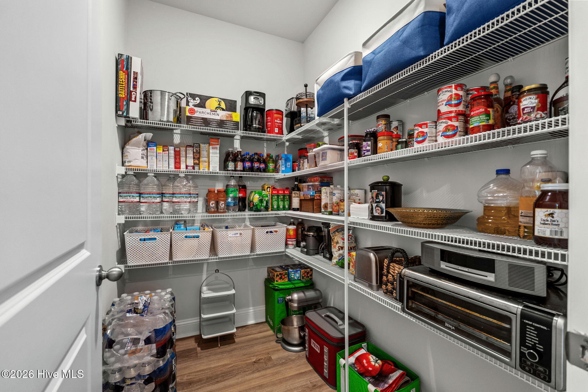 100562050 | Photo 11