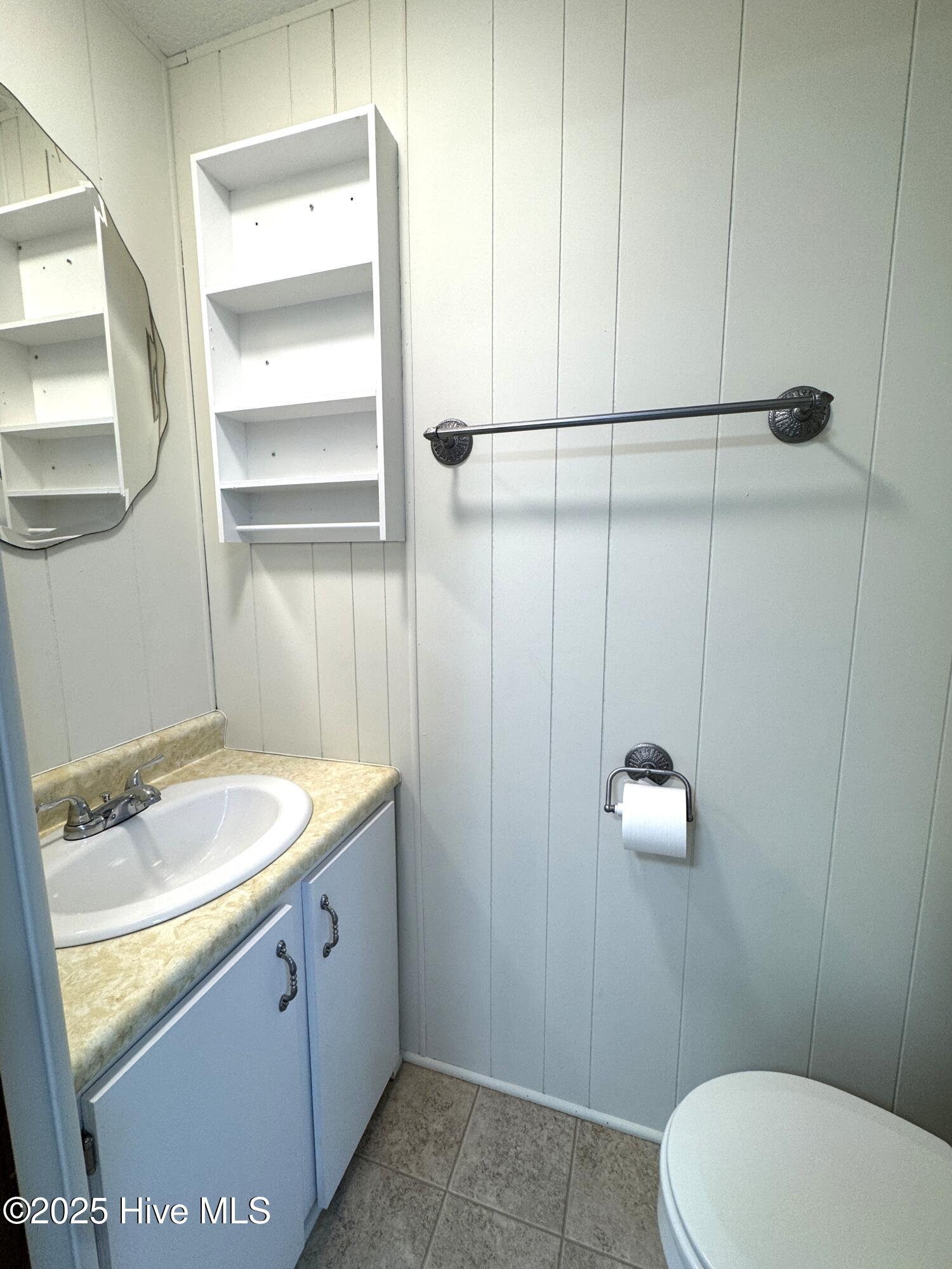 100543974 | Photo 11