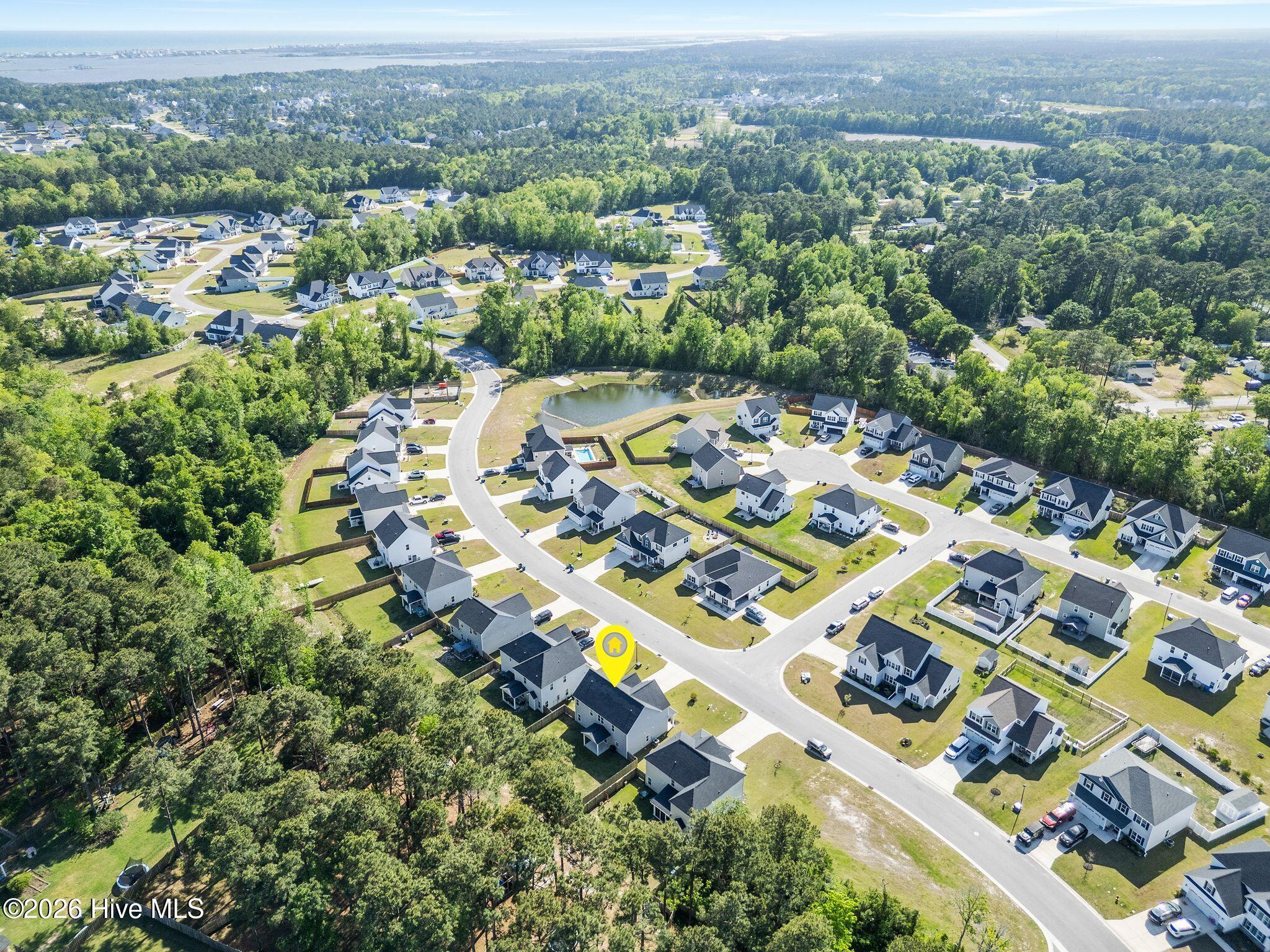 100570227 | Photo 62