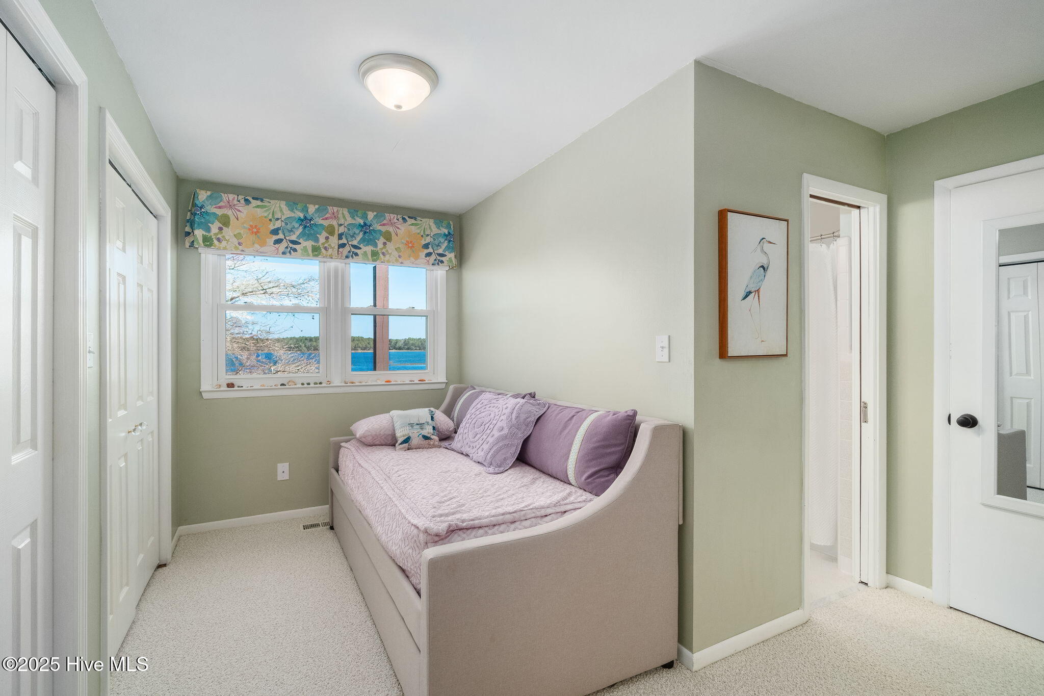 100557510 | Photo 28