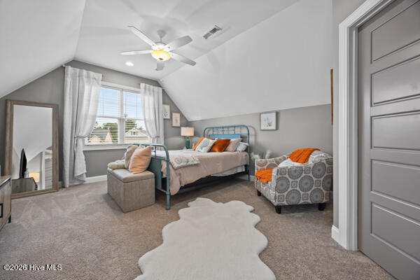 100557247 | Photo 18