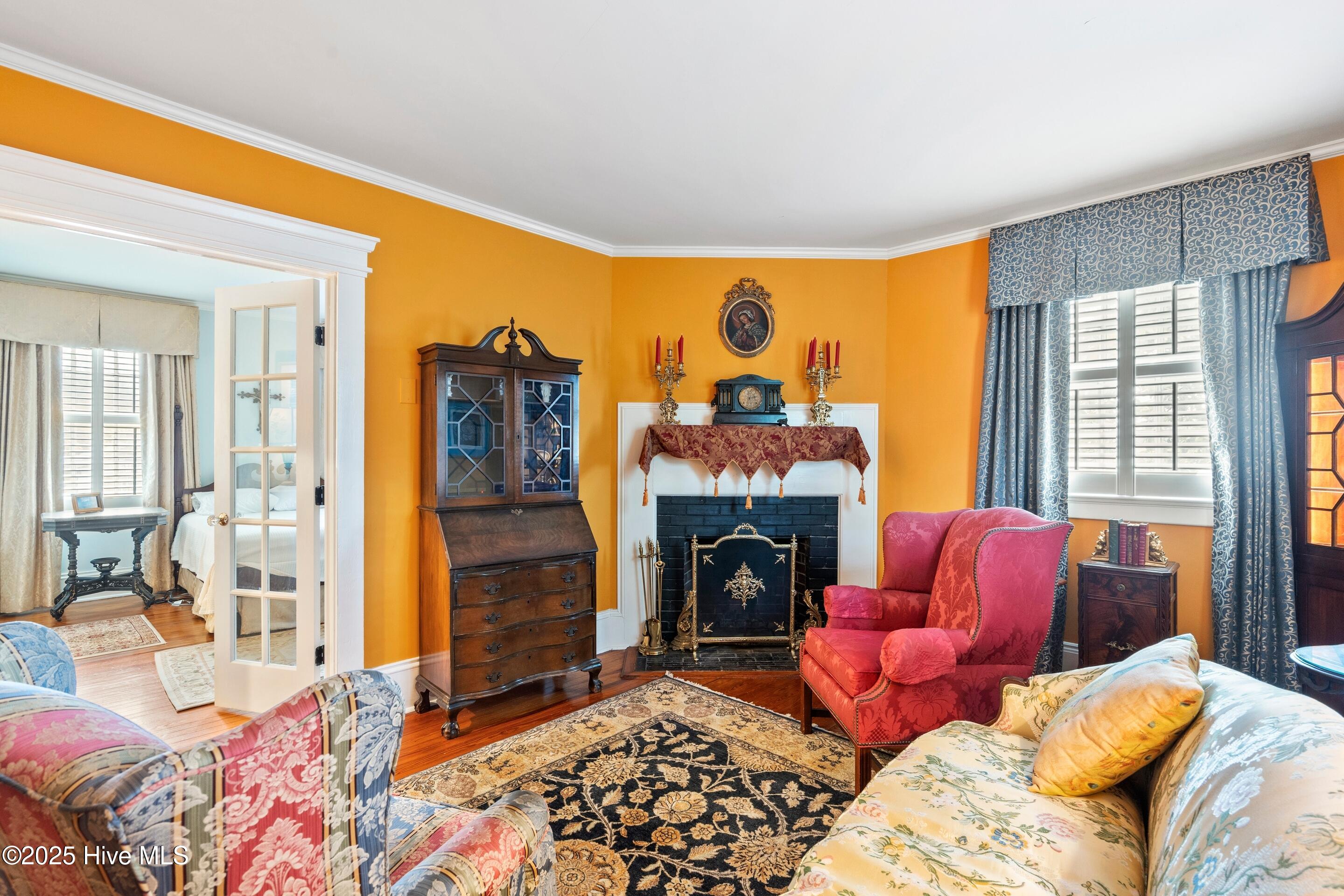 100553658 | Photo 46