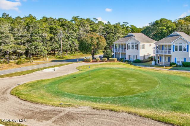 100541070 | Photo 23