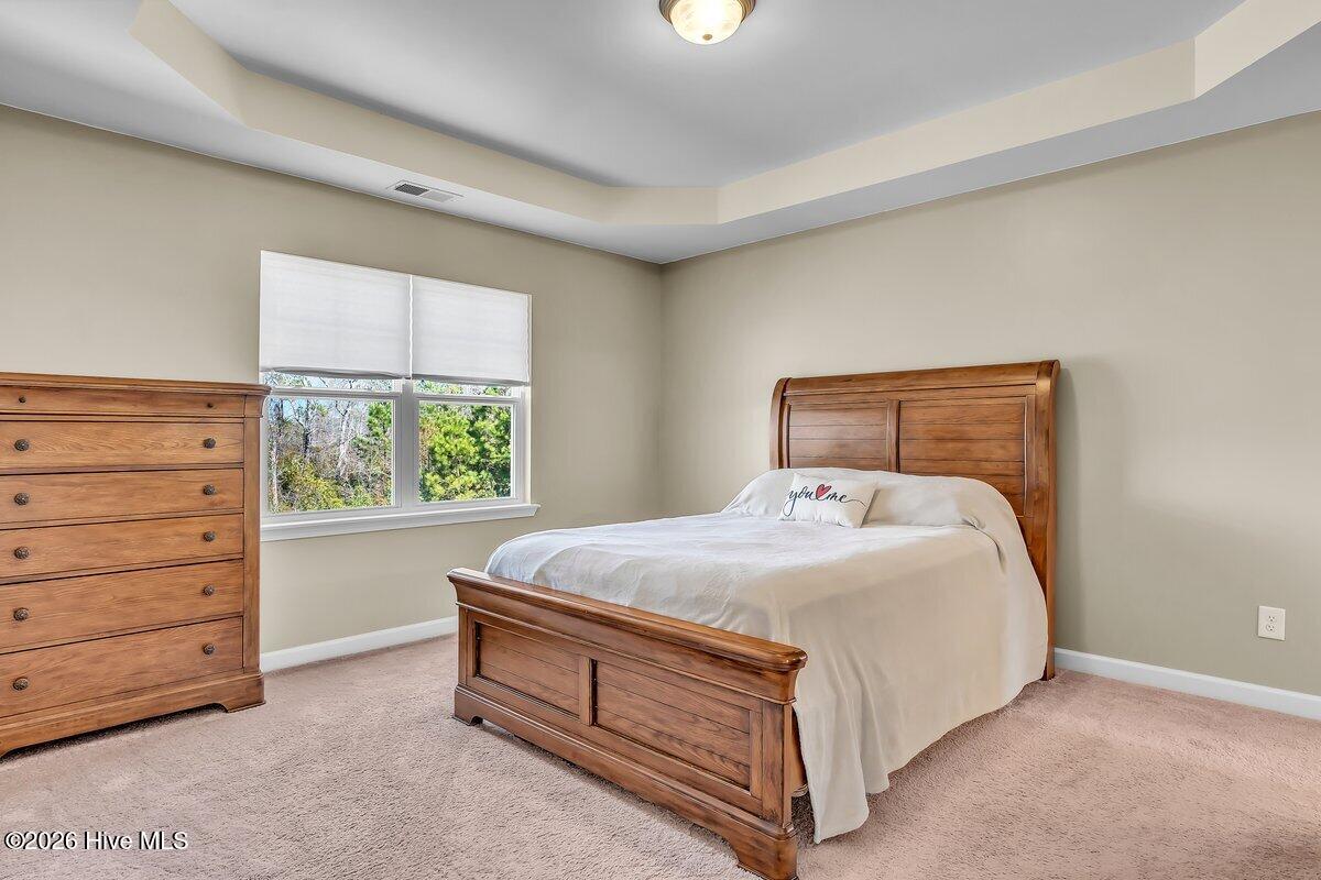 100558993 | Photo 32