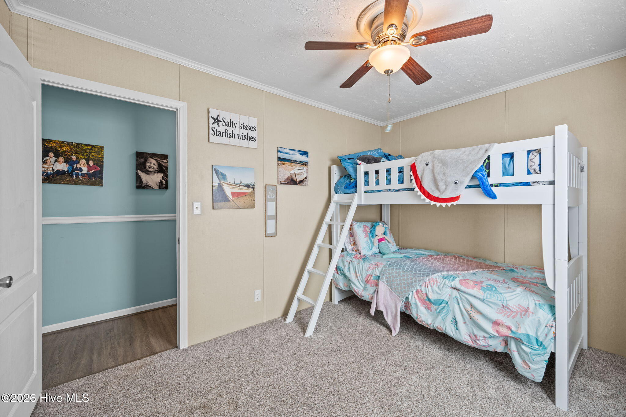 100554450 | Photo 30