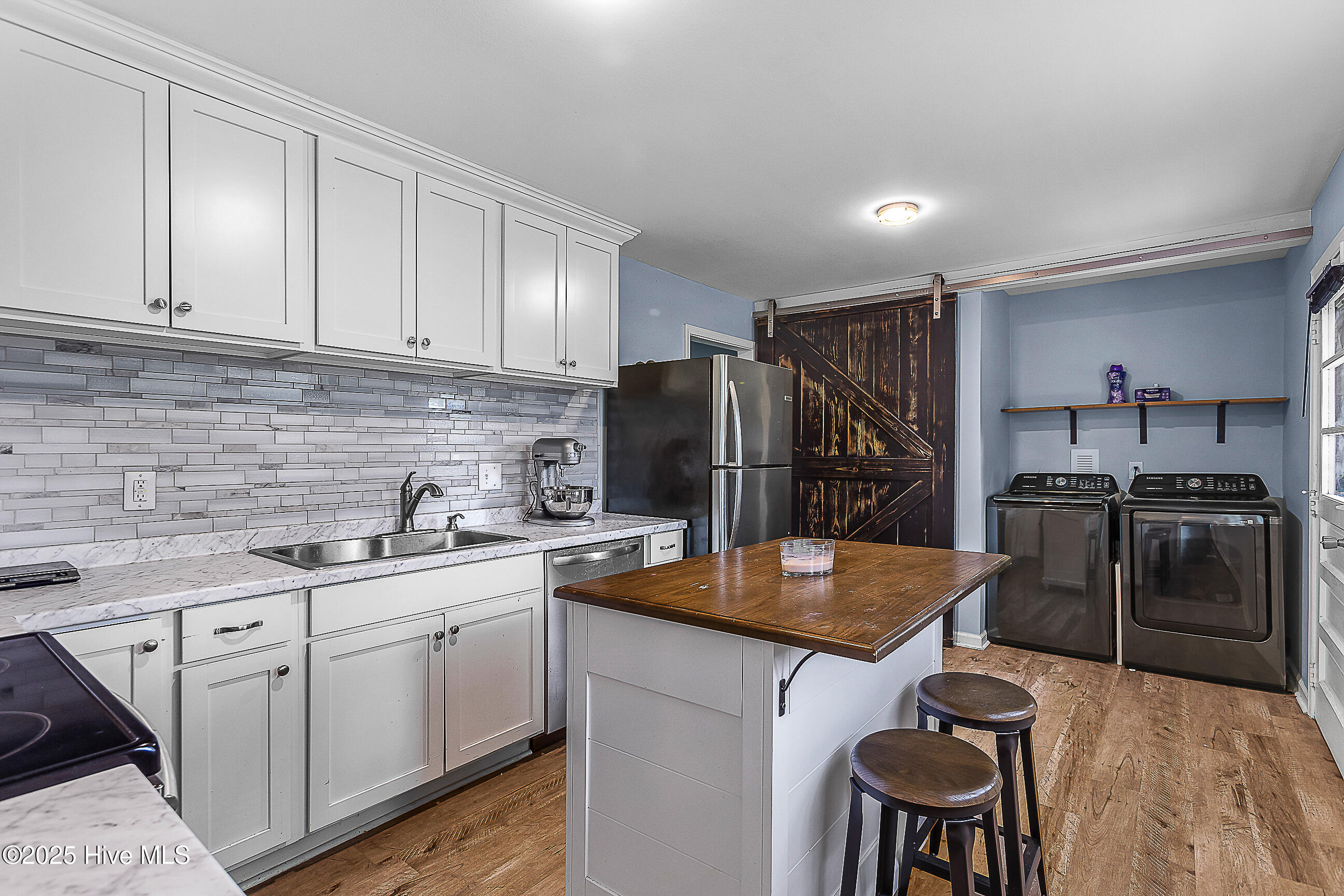 100538598 | Photo 10