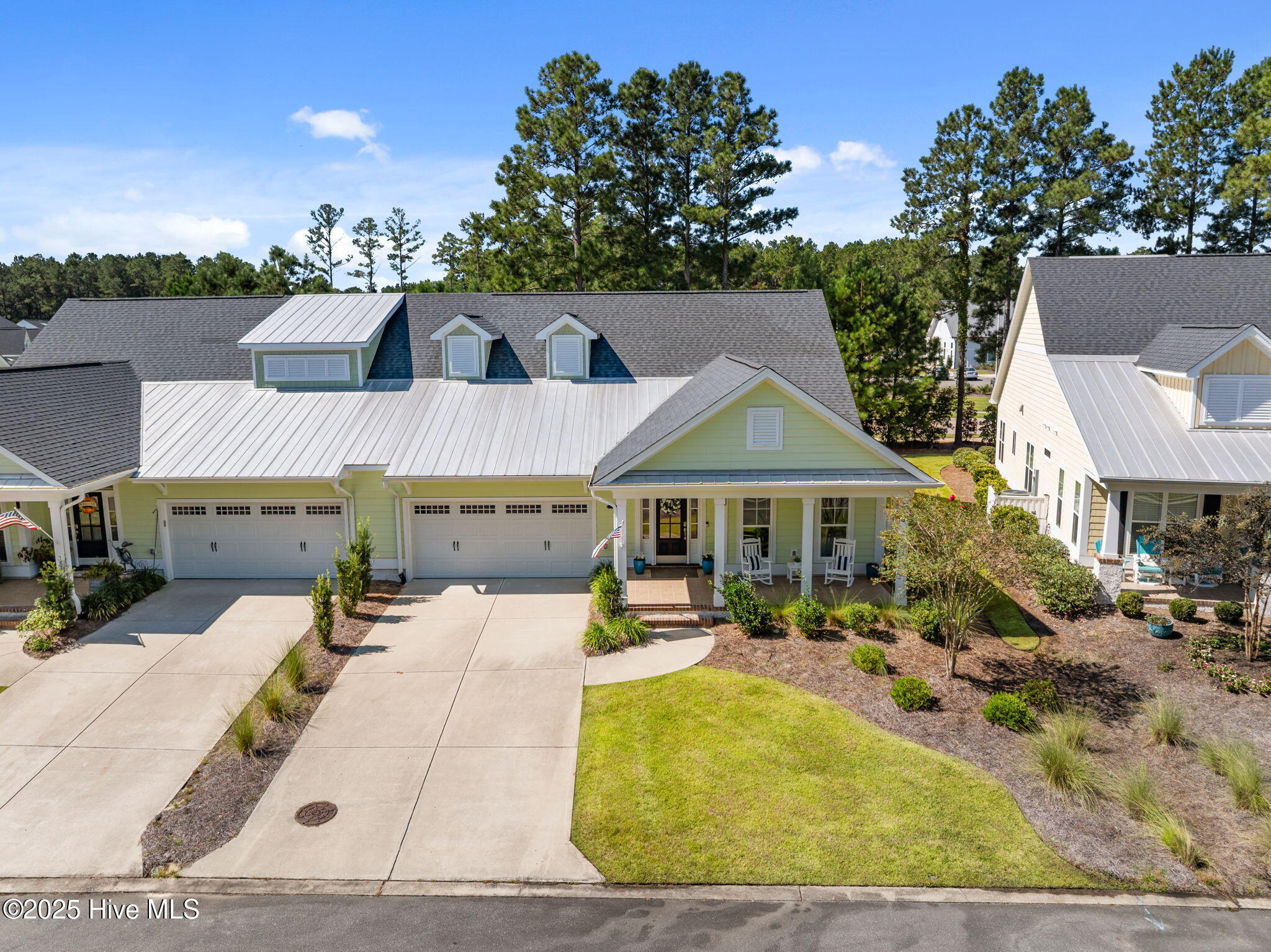 100532627 | Photo 68