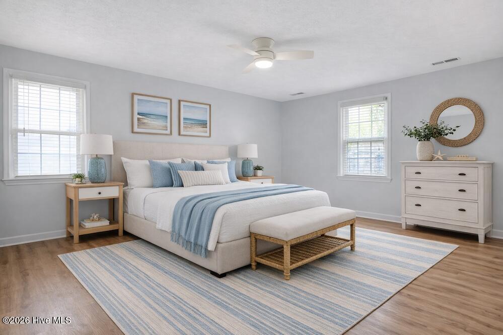 100562479 | Photo 28