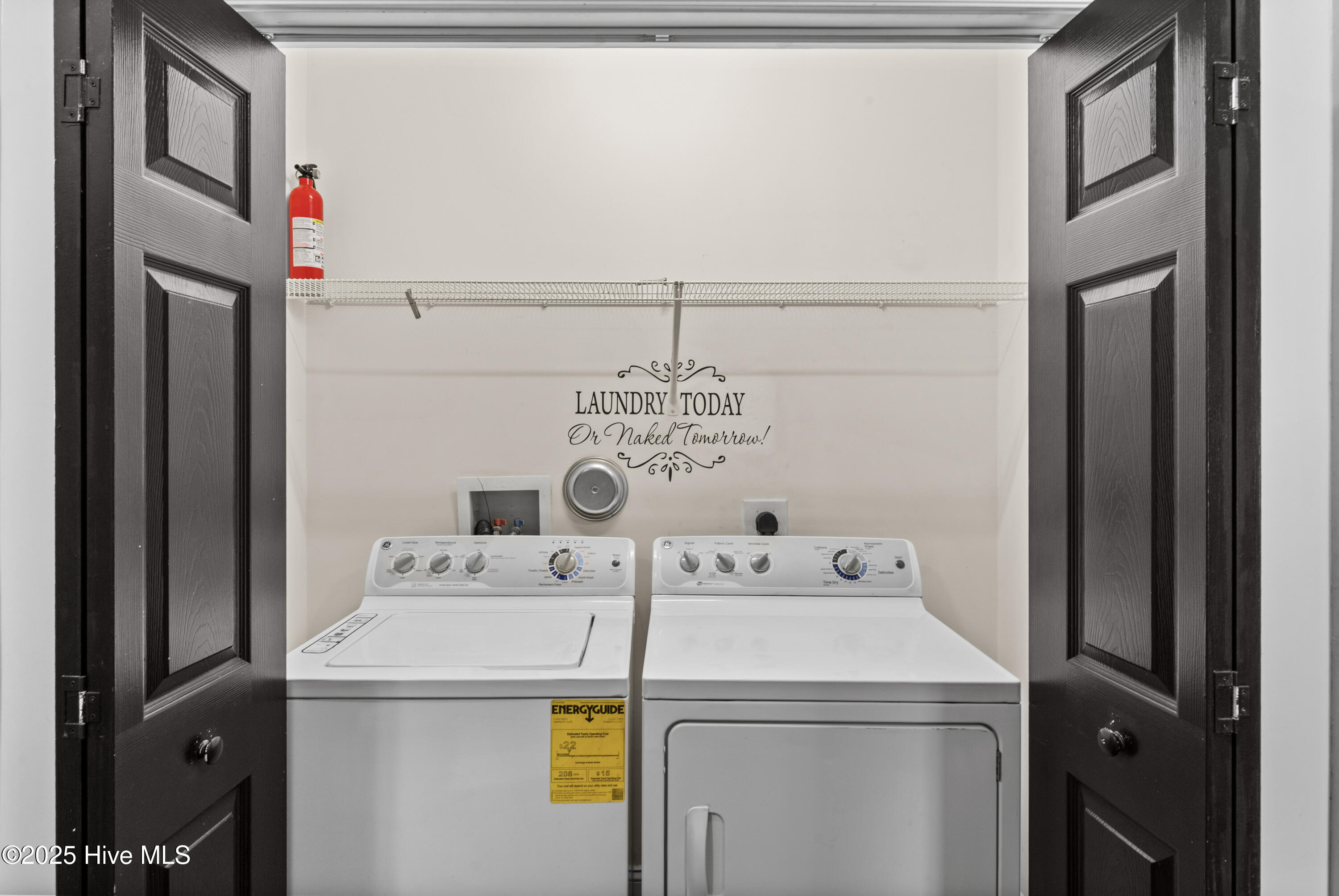 100530056 | Photo 24