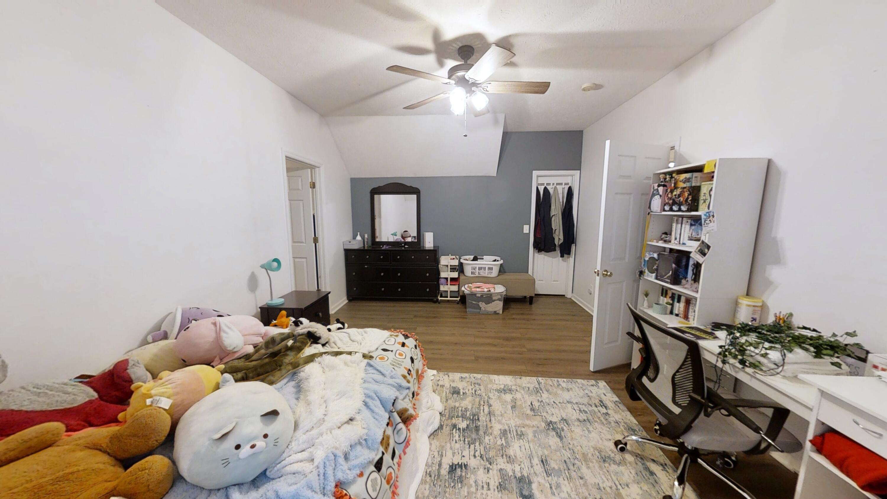 2750-St-Clair-Rd-06152022_083420