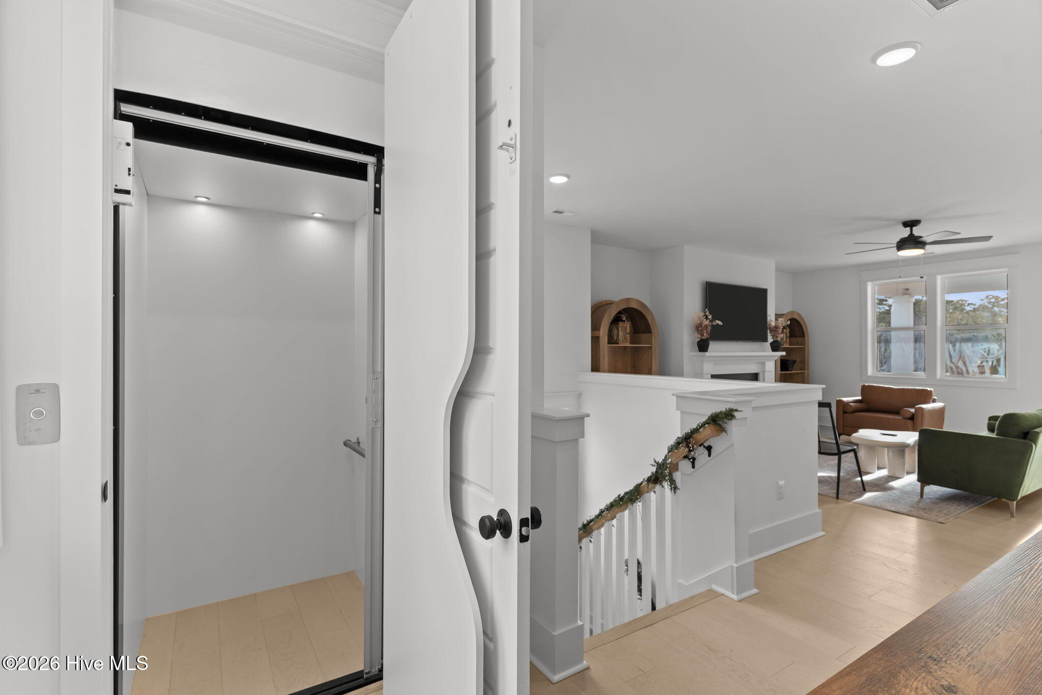 100552247 | Photo 22