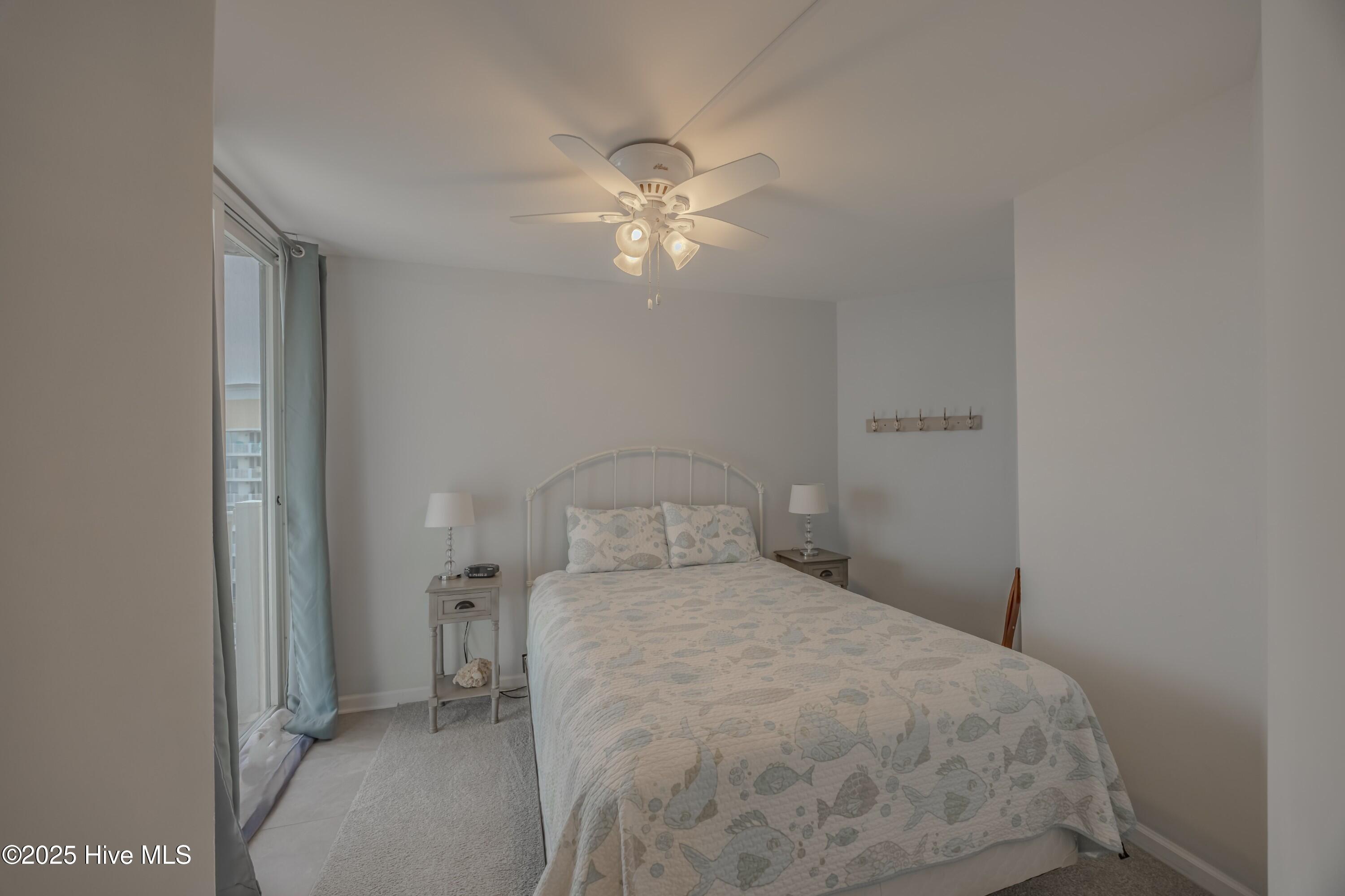 100569538 | Photo 16