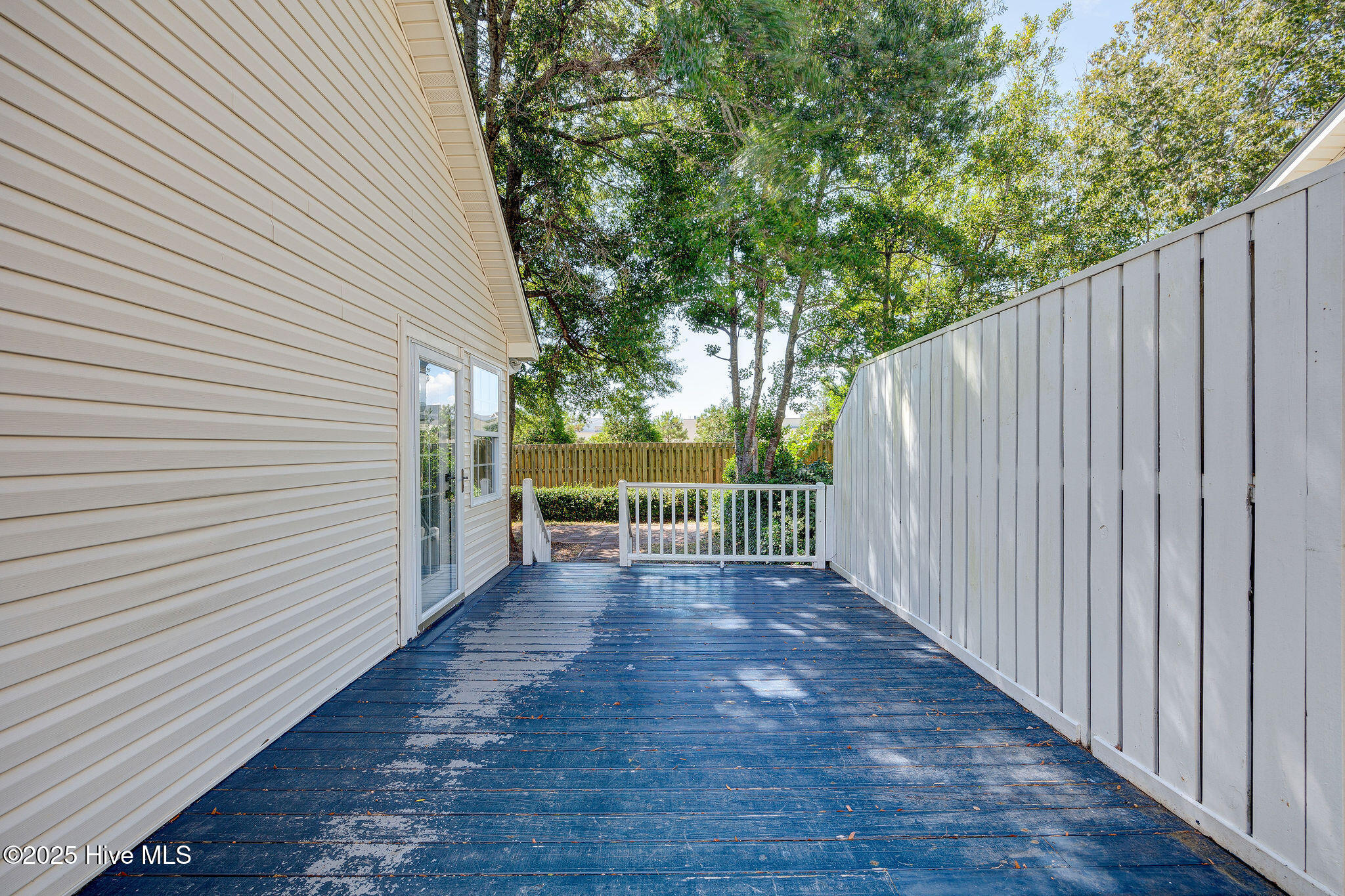 100531584 | Photo 37