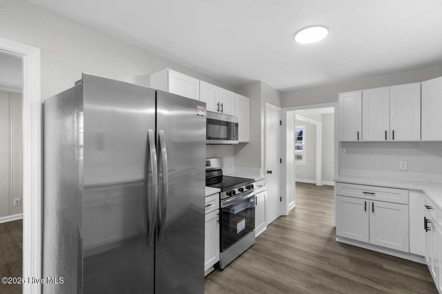 100549019 | Photo 16