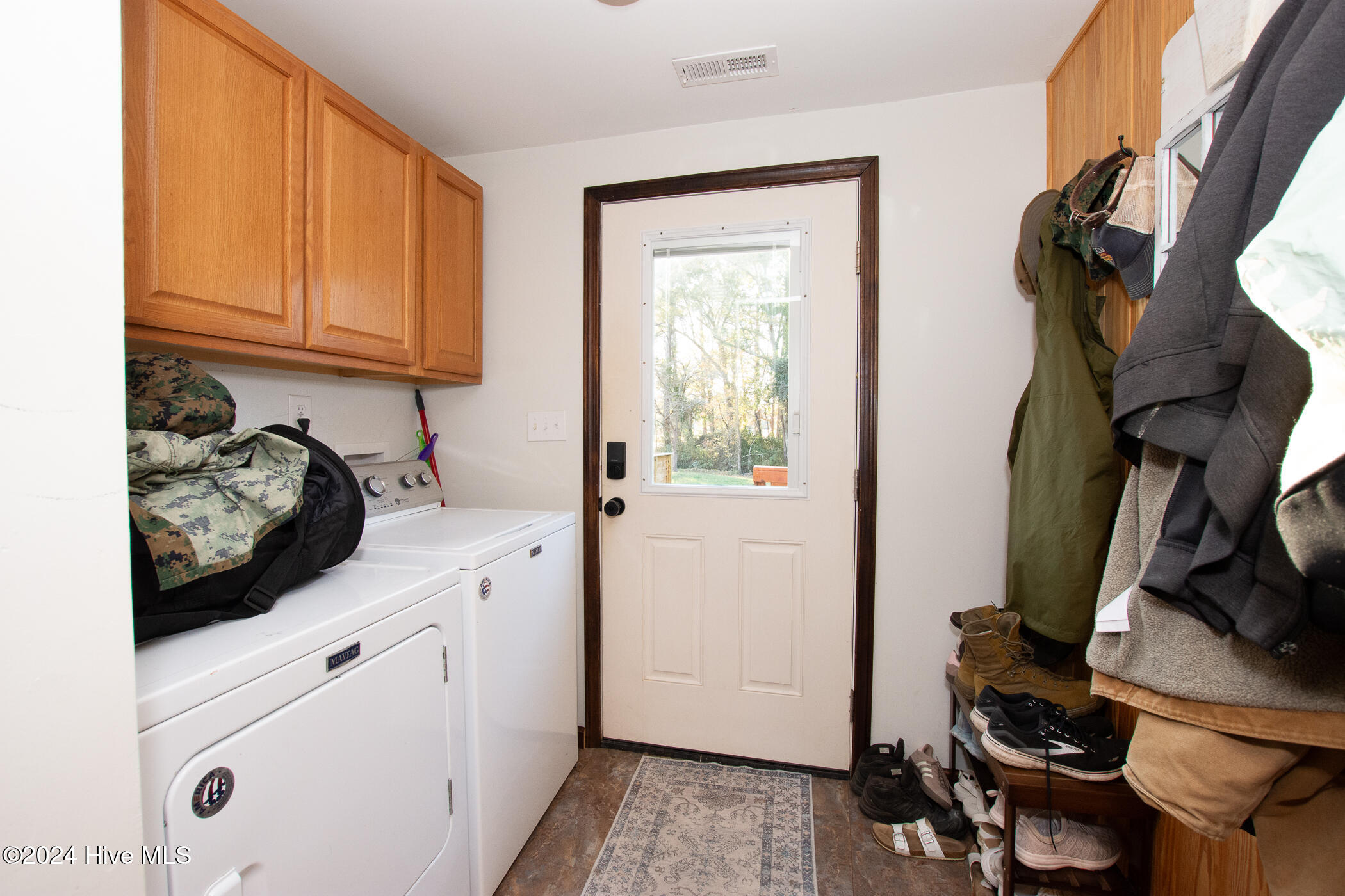 100552342 | Photo 39