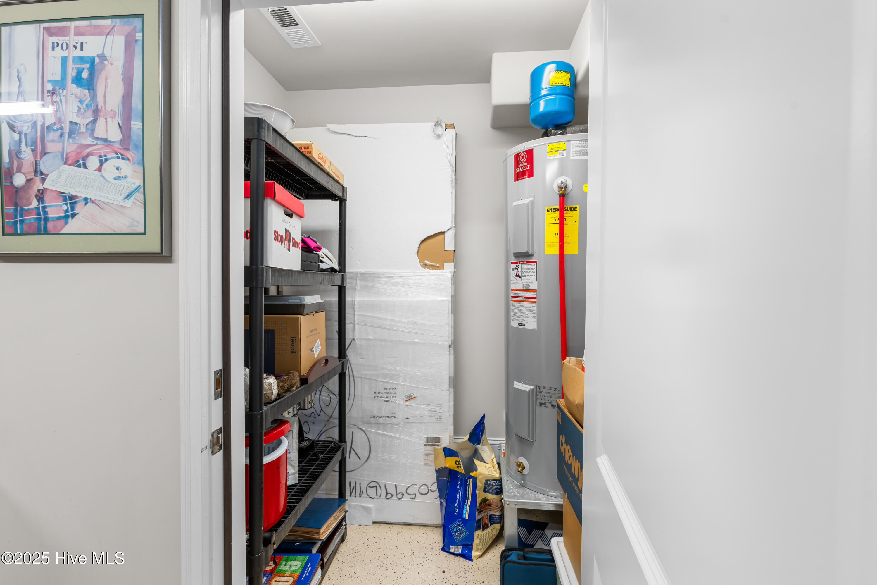 100510416 | Photo 33