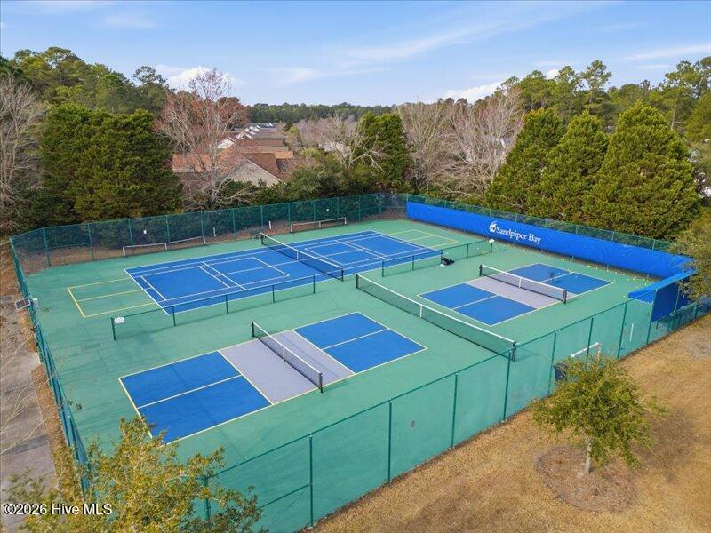 100563793 | Photo 44