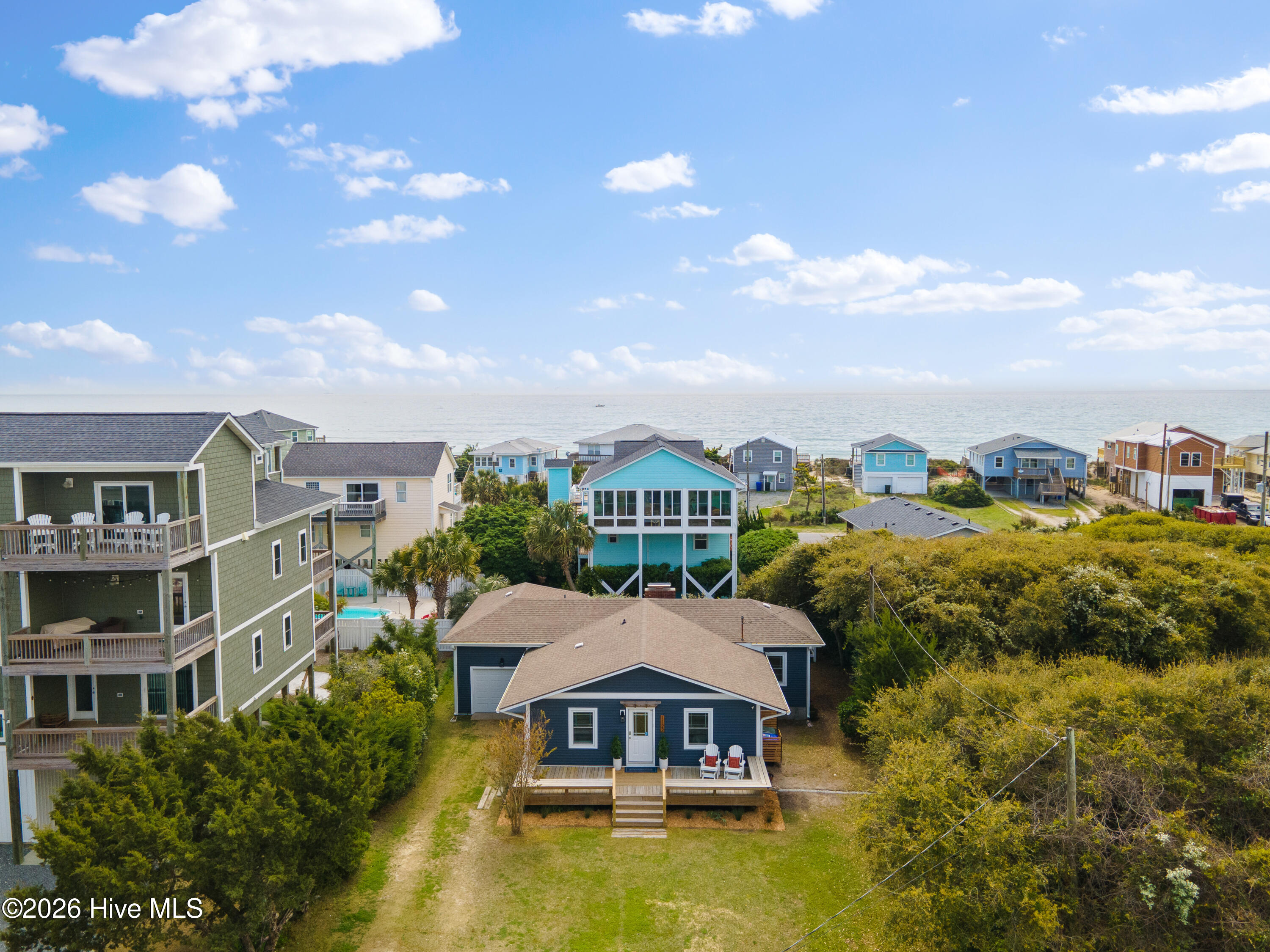 100569125 | Photo 62