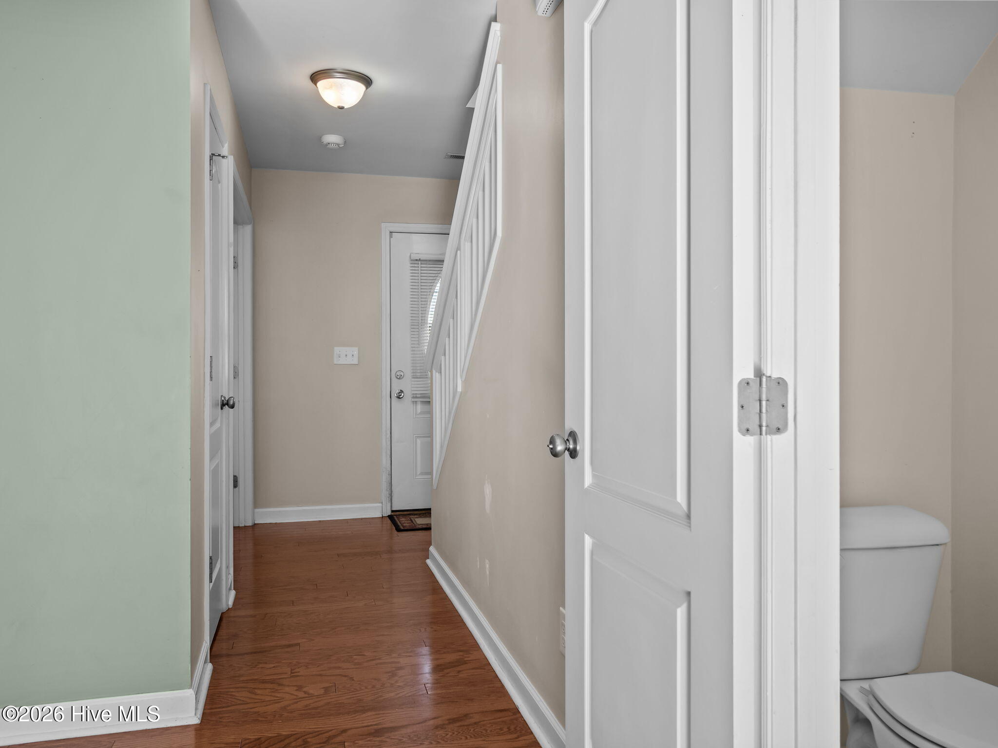 100545708 | Photo 14