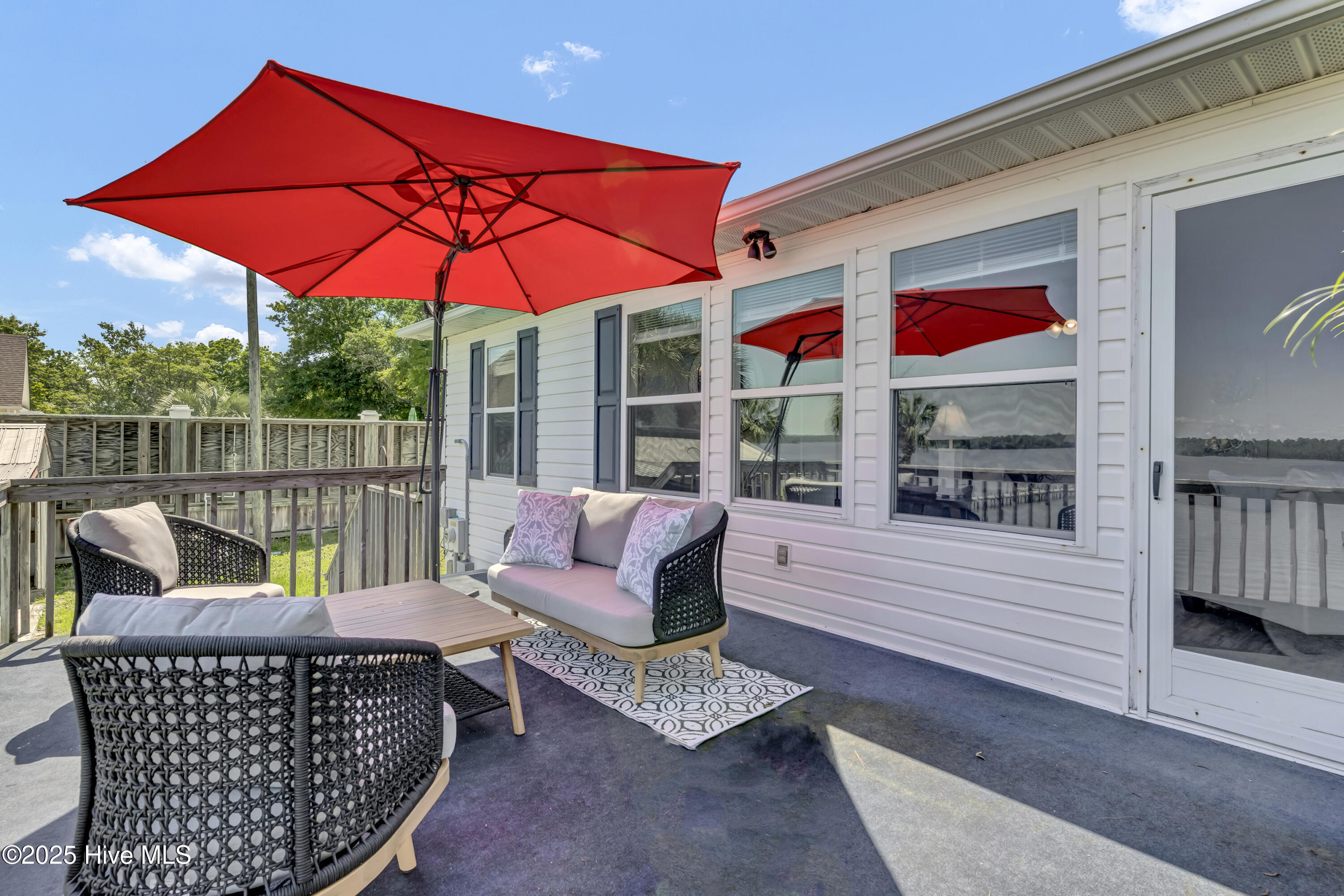 100538524 | Photo 19