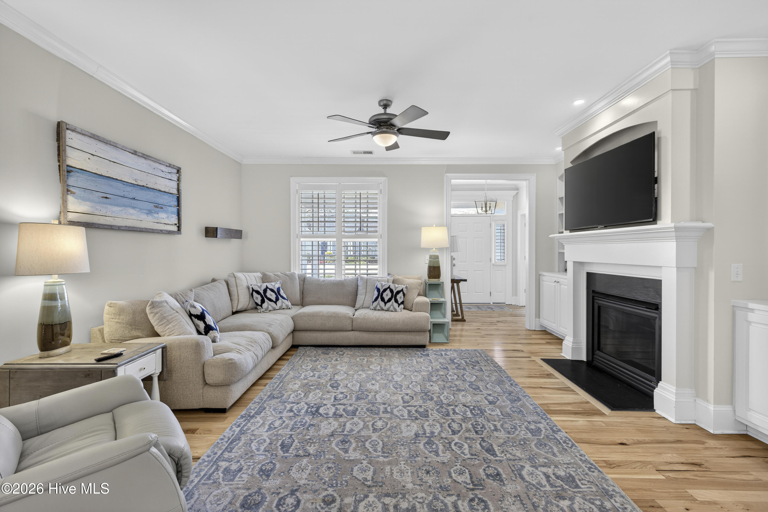 100564705 | Photo 11