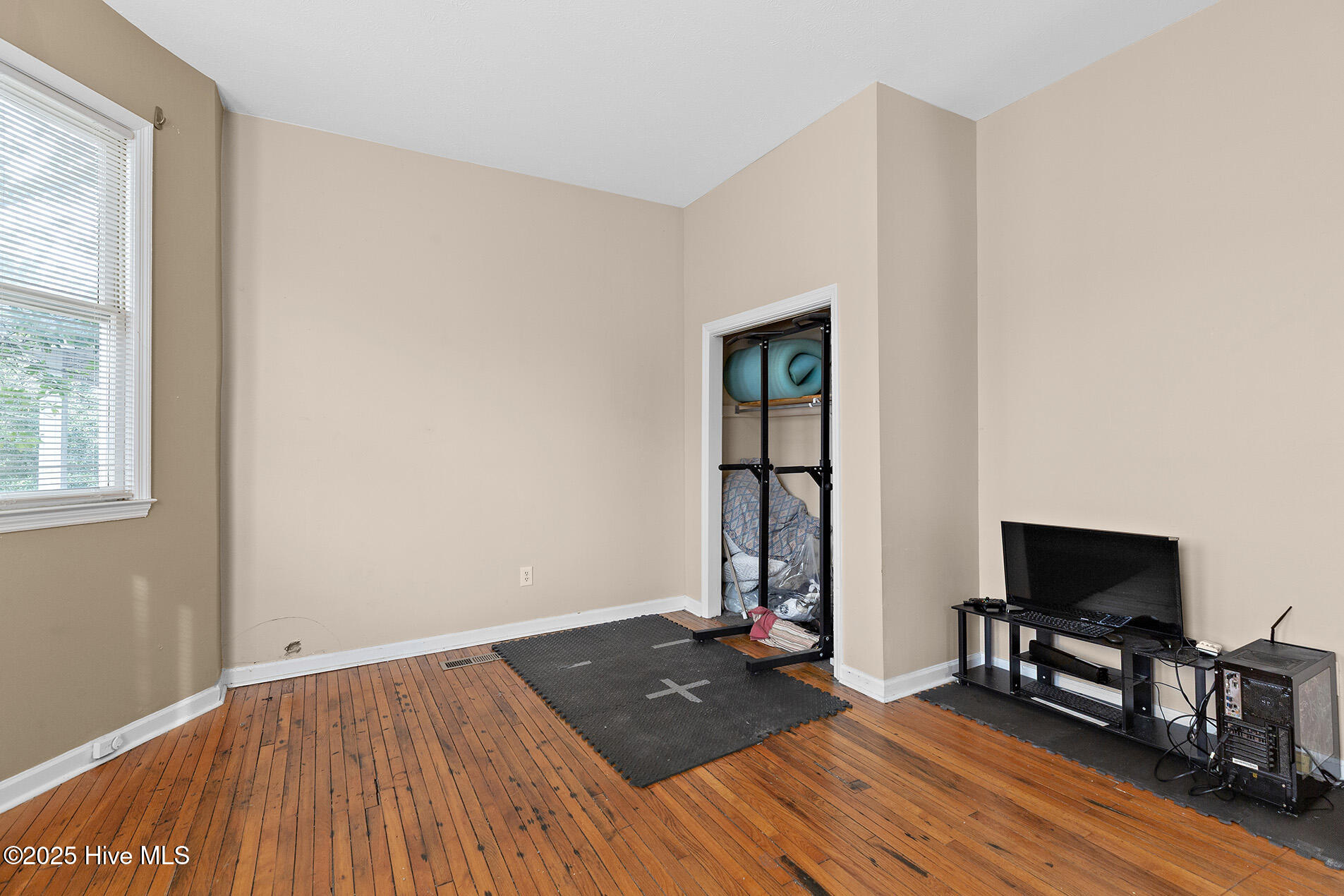 100544261 | Photo 20