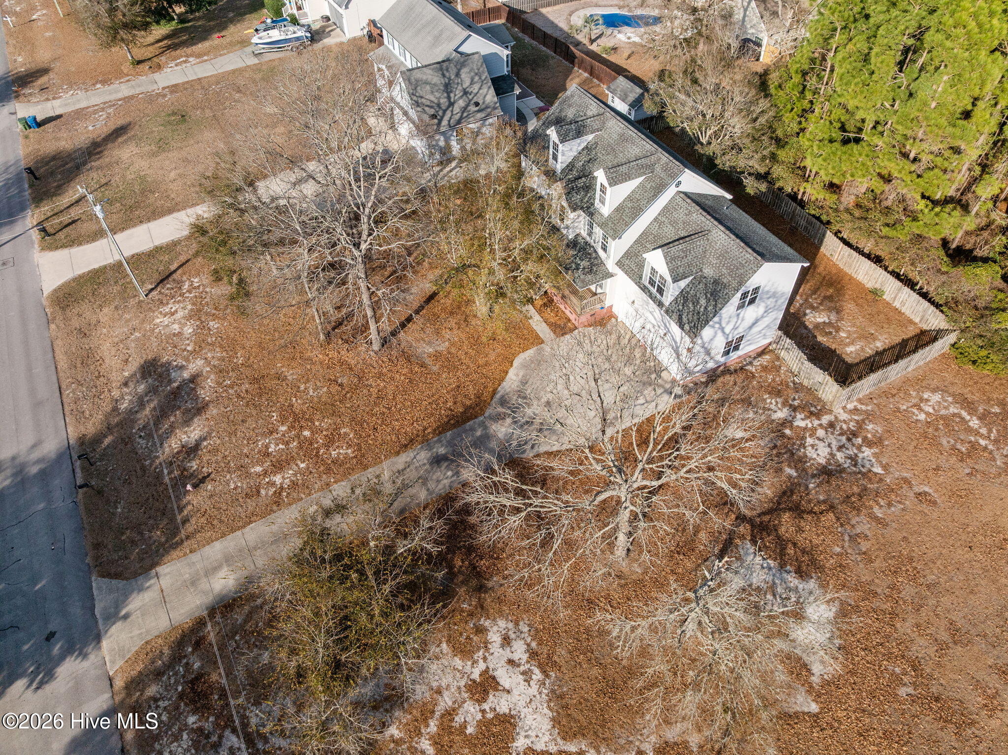 100547961 | Photo 46