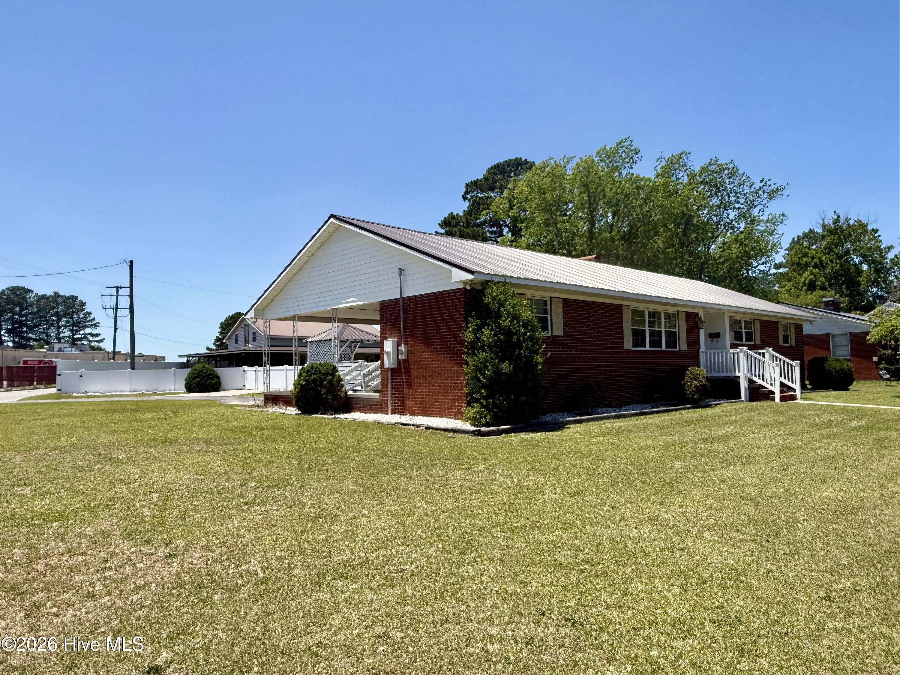 5th image of 212 Sunset Dr, Williamston, NC 27892 | MLS# 100555939