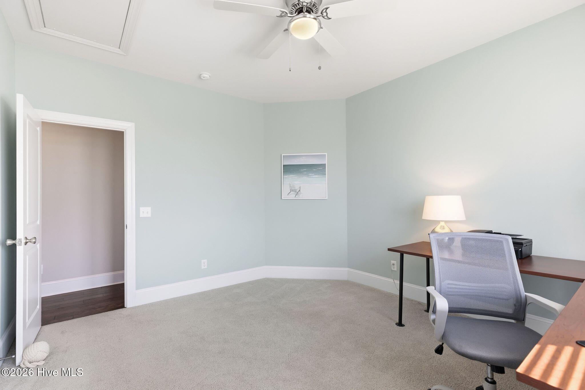 100559655 | Photo 41