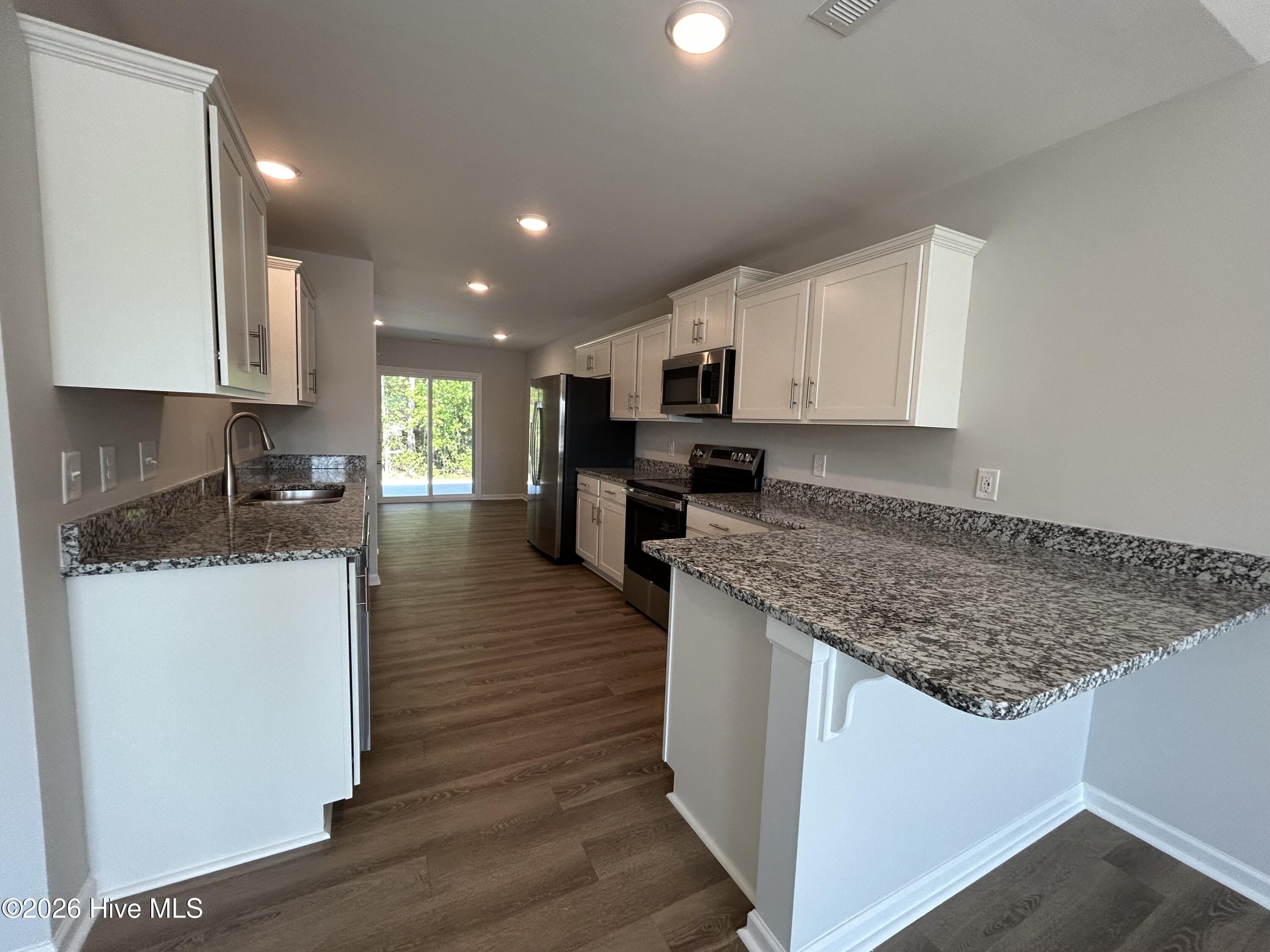 502 Cove Drive,Newport