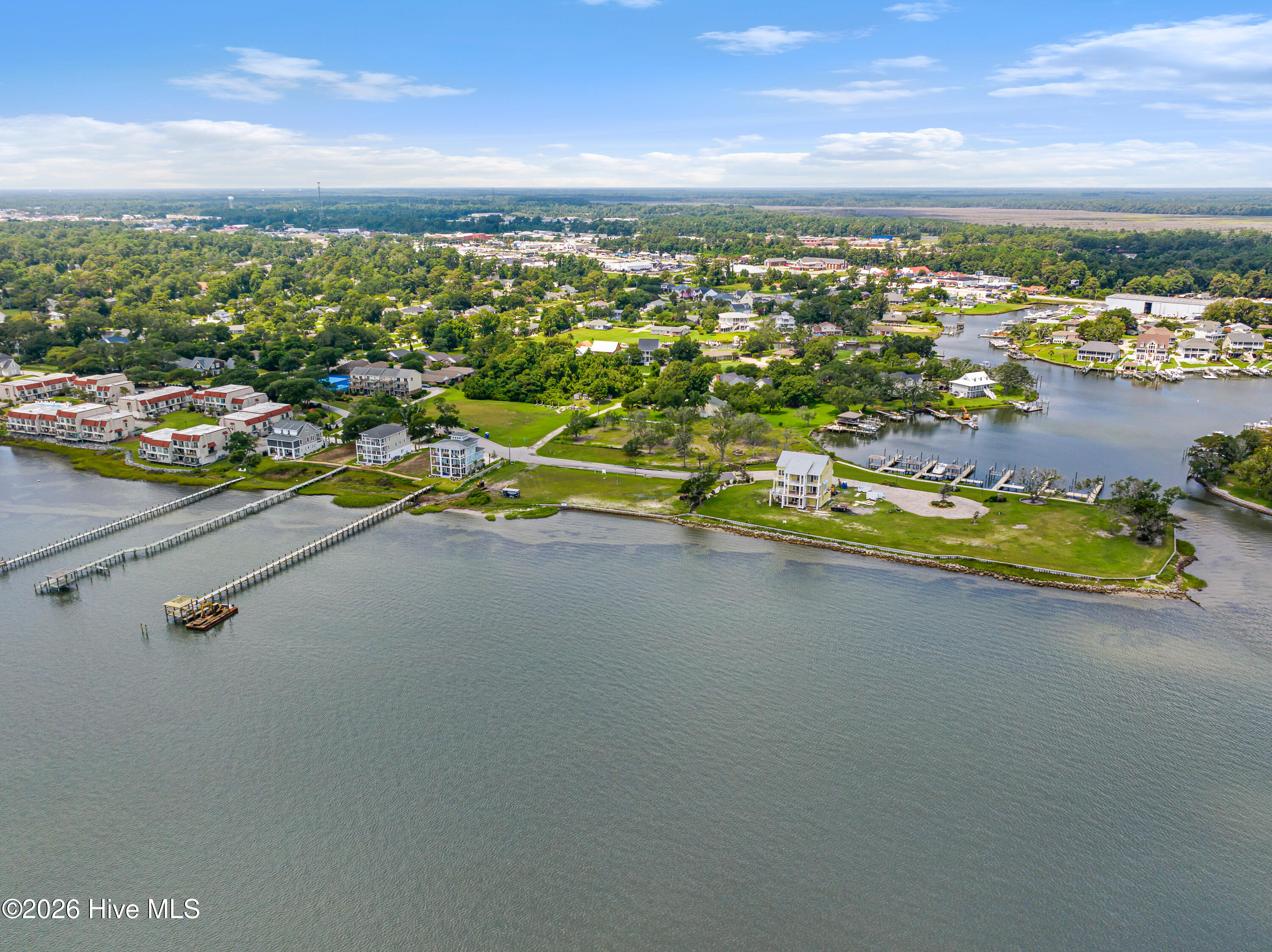 4729 S Shore Drive,Morehead City