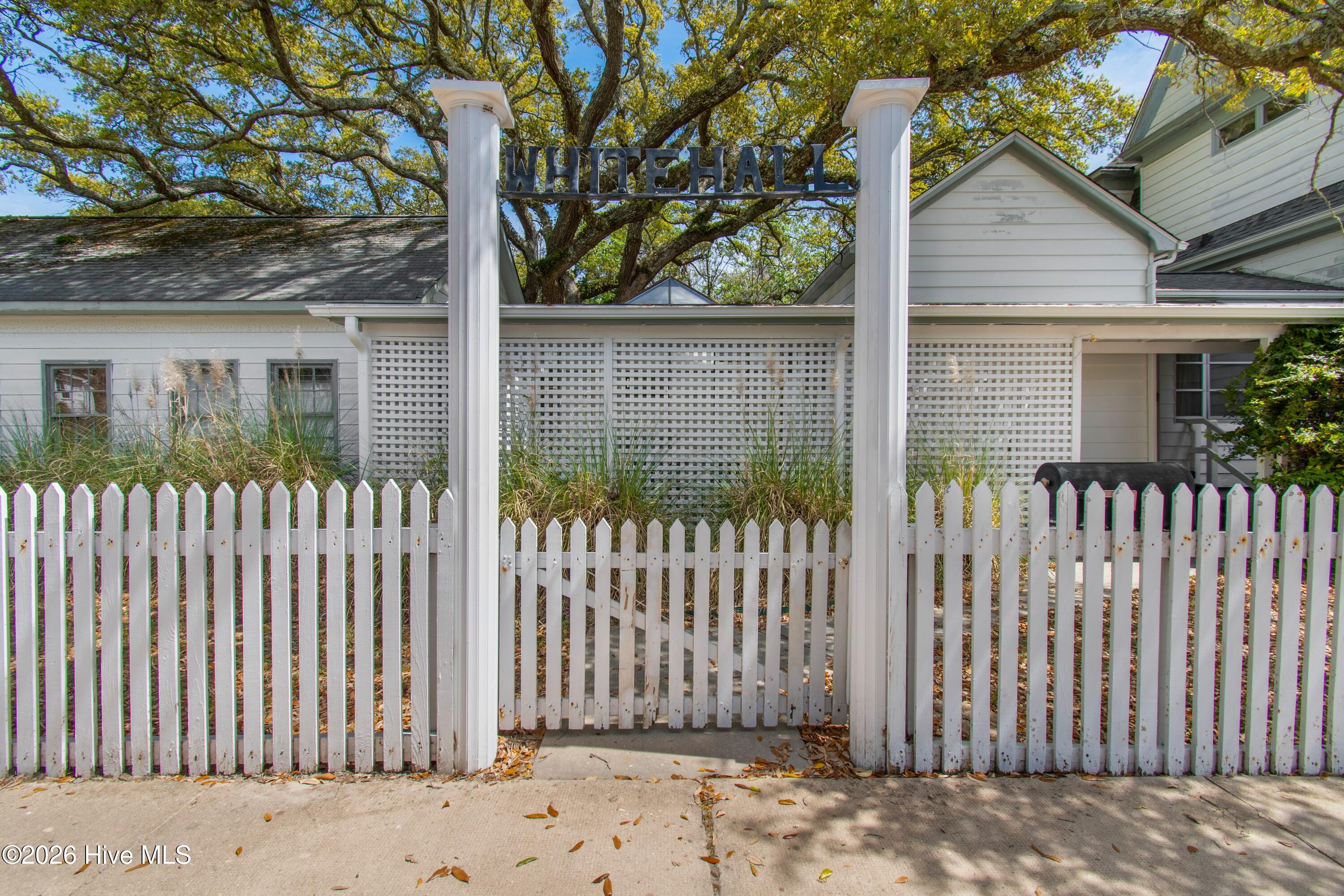 100566206 | Photo 15