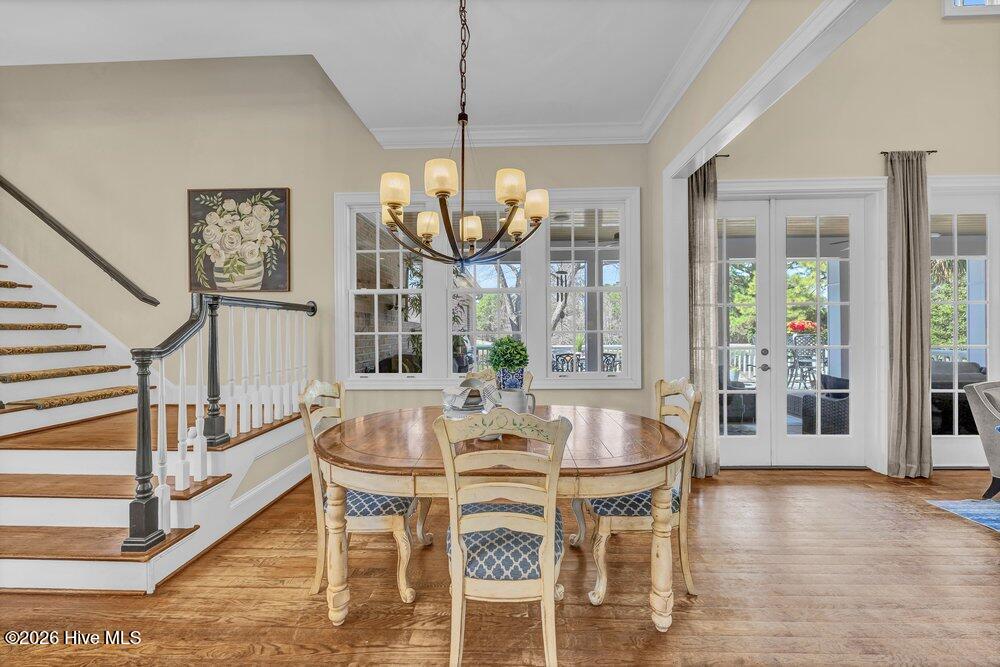 100558006 | Photo 17