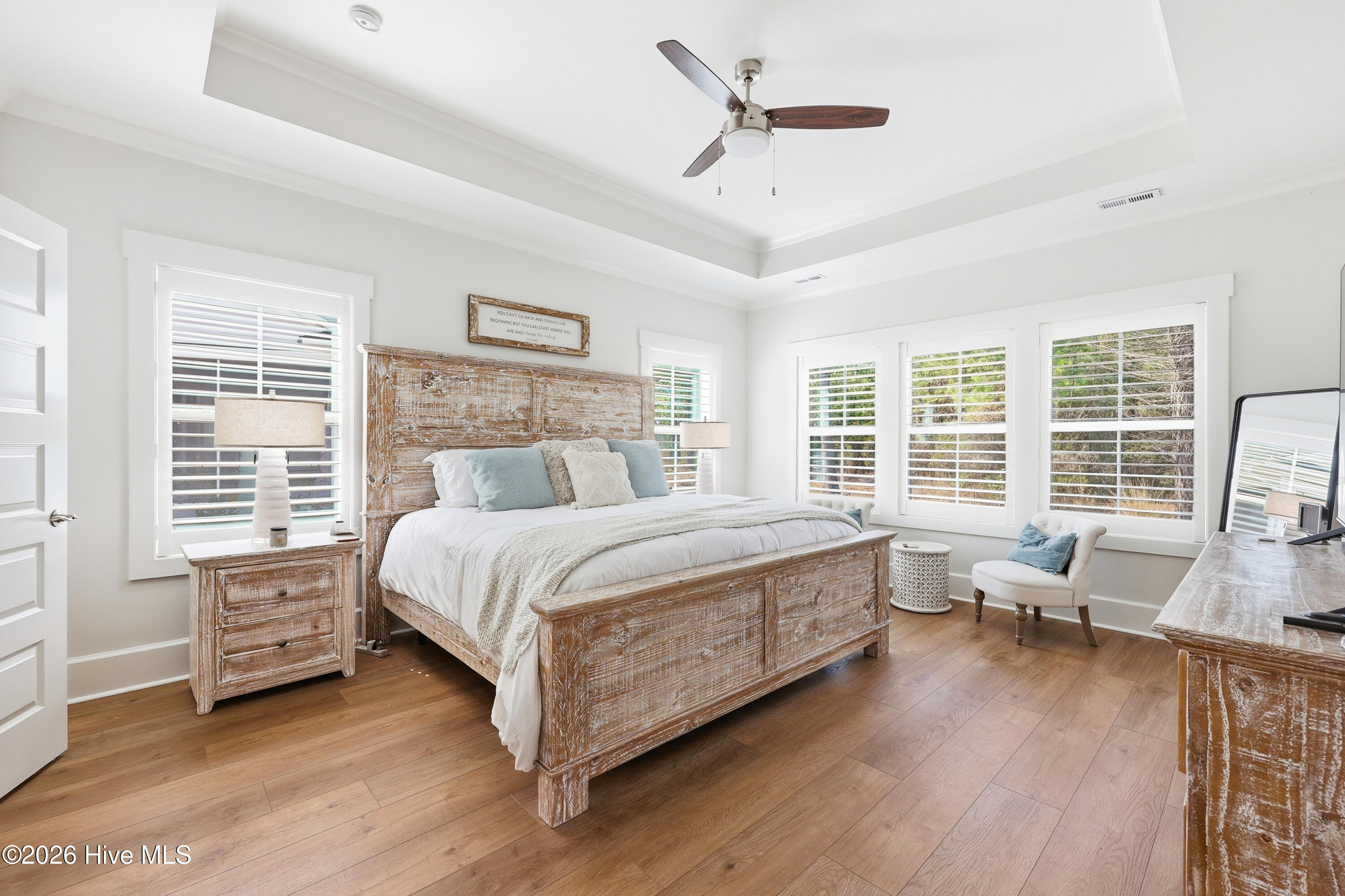 100564440 | Photo 14