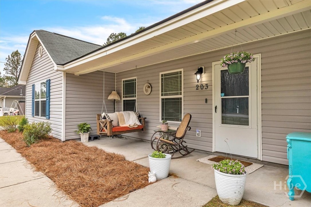 Homes for sale in Ludowici, GA | 203 Hendrix St Ne, Ludowici, GA 31316 | MLS# SA335191