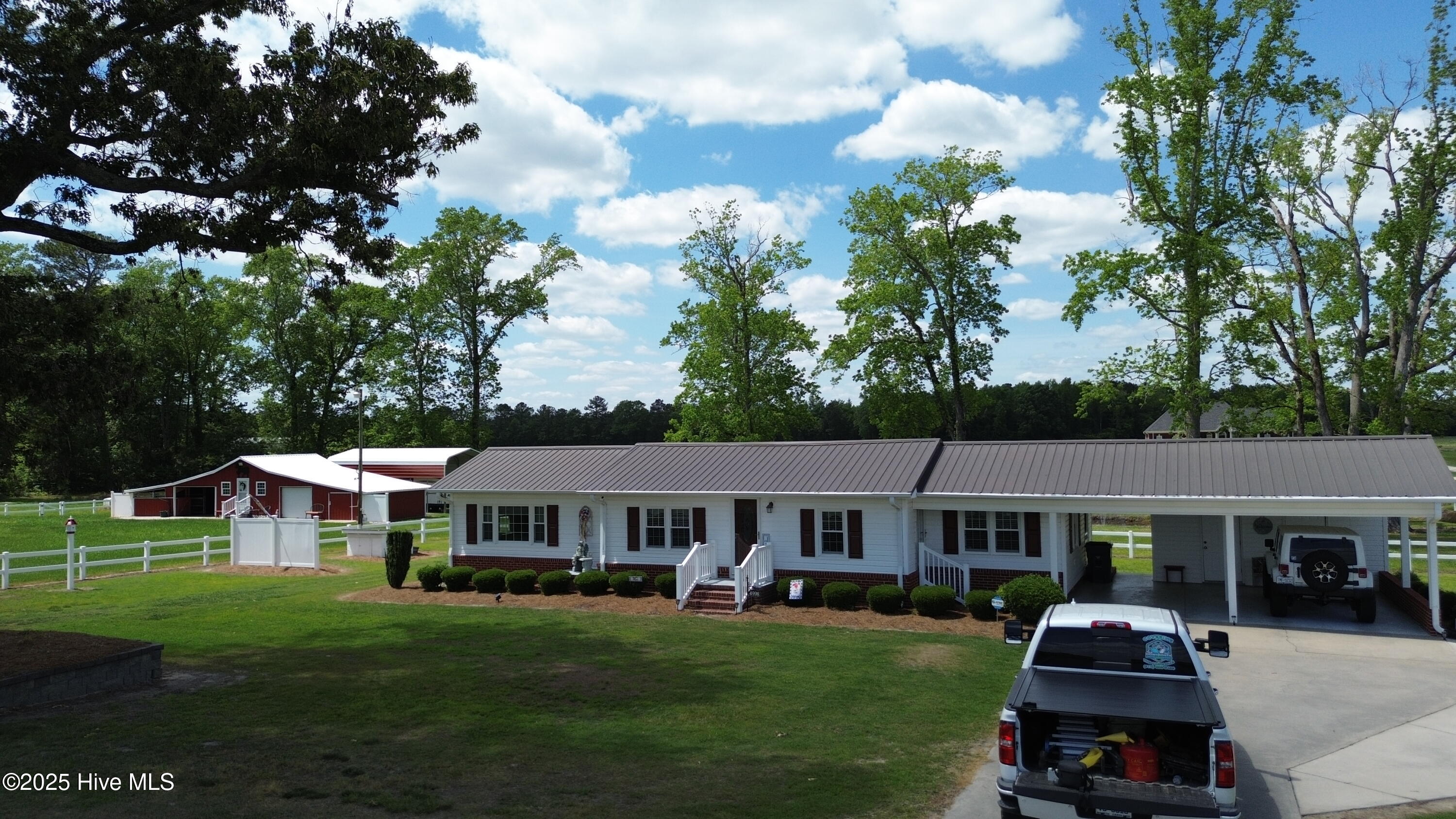 100554772 | Photo 61