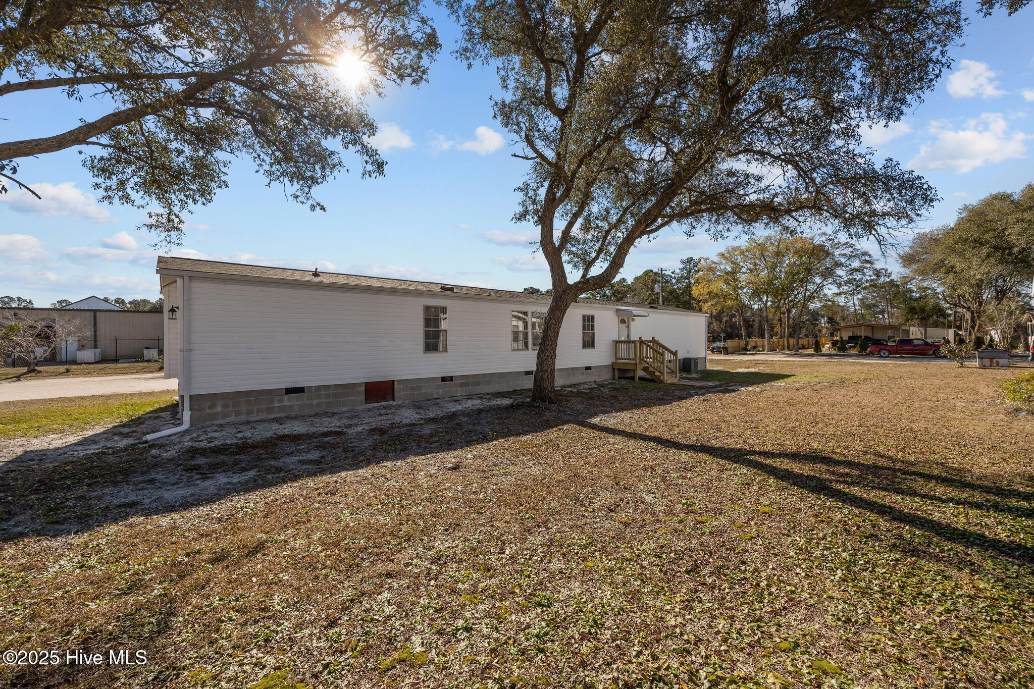 100545328 | Photo 40